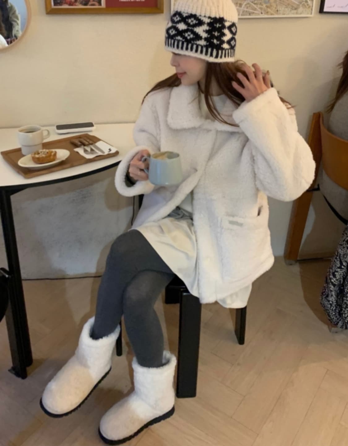 온더팔레트 온팔 자체제작 테디 시어링 무스탕 아이보리 상품이미지5