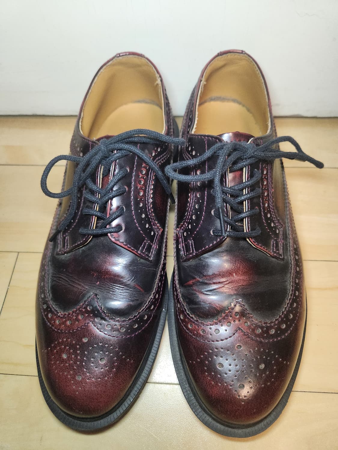 닥터마틴 윙팁 버건디 (260) 상품이미지2