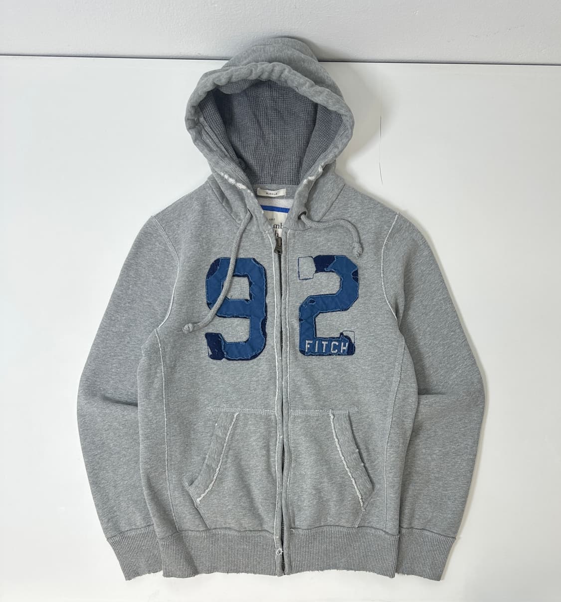 아베크롬비 데미지커팅 후드집업 상품이미지2