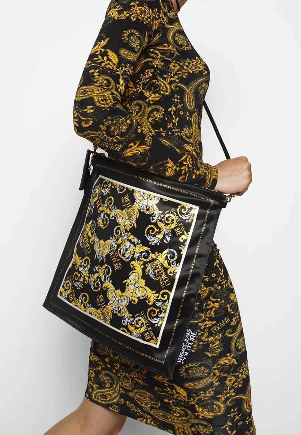 [남녀공용]베르사체진스 크로스백 상품이미지1