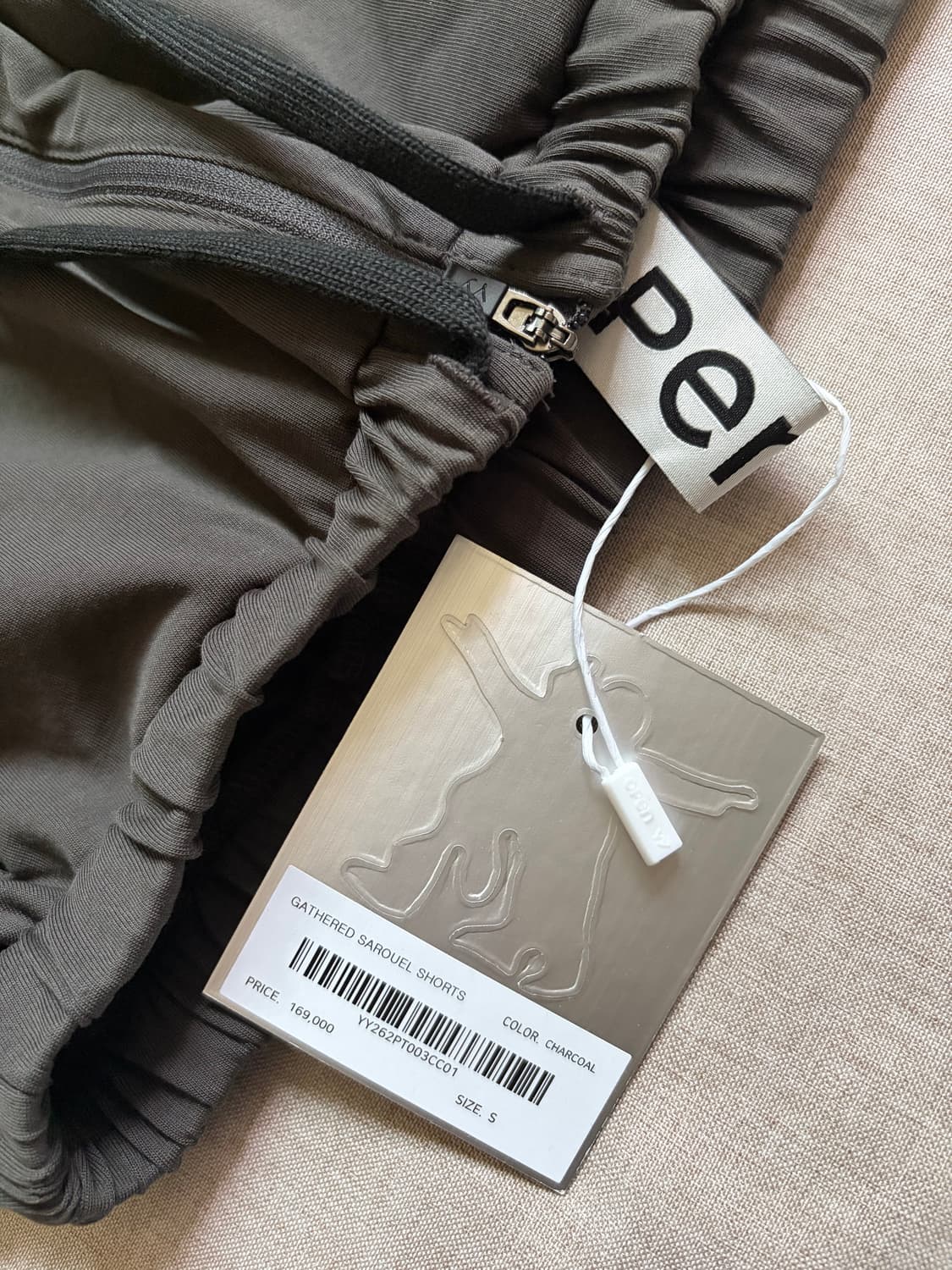 오픈와이와이 GATHERED SAROUEL SHORTS 상품이미지7
