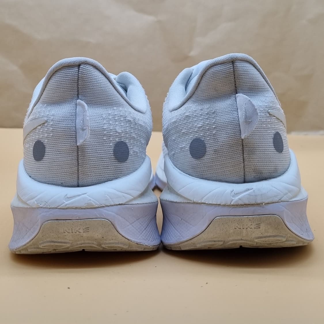 나이키 에어줌 보메로17. 남성런닝화270. 상품이미지4