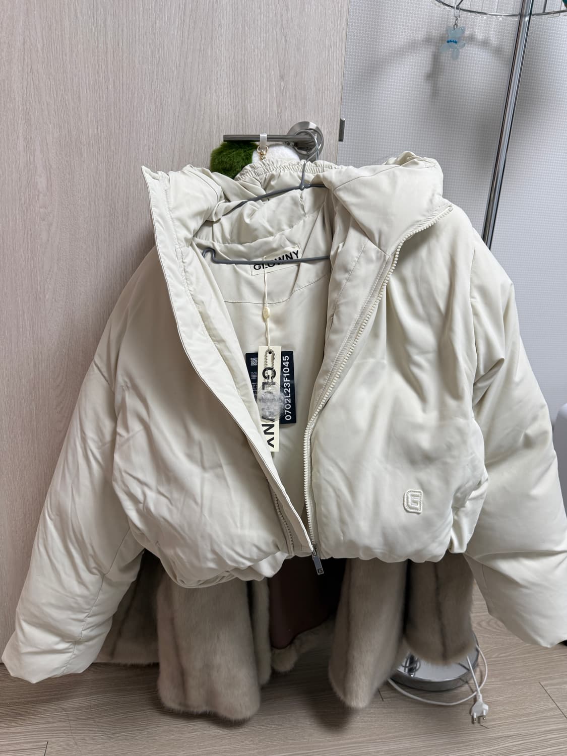 글로니 바운더리스 다운 푸퍼 아이보리 상품이미지5