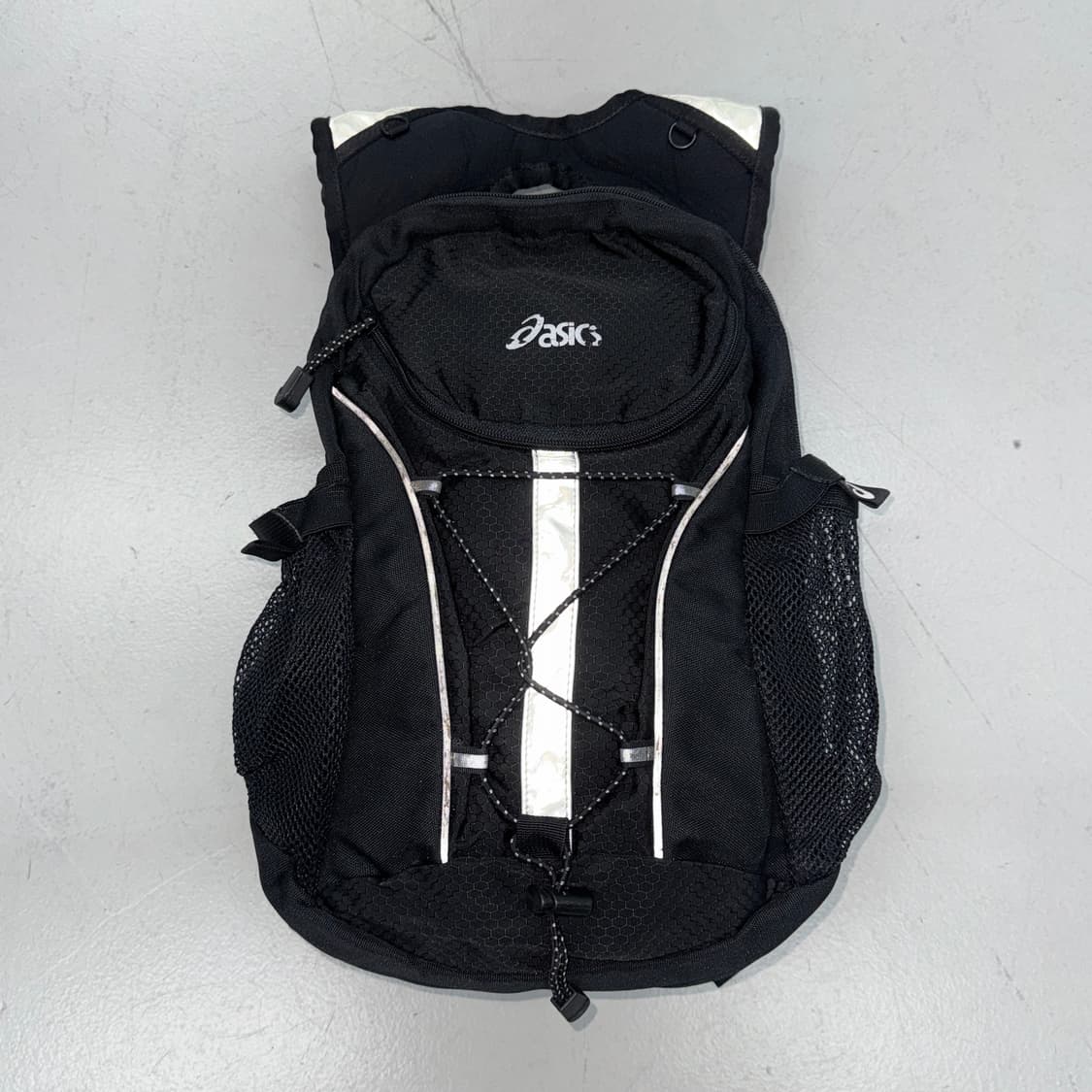 아식스 00s 테크니컬 백팩 블랙 상품이미지2