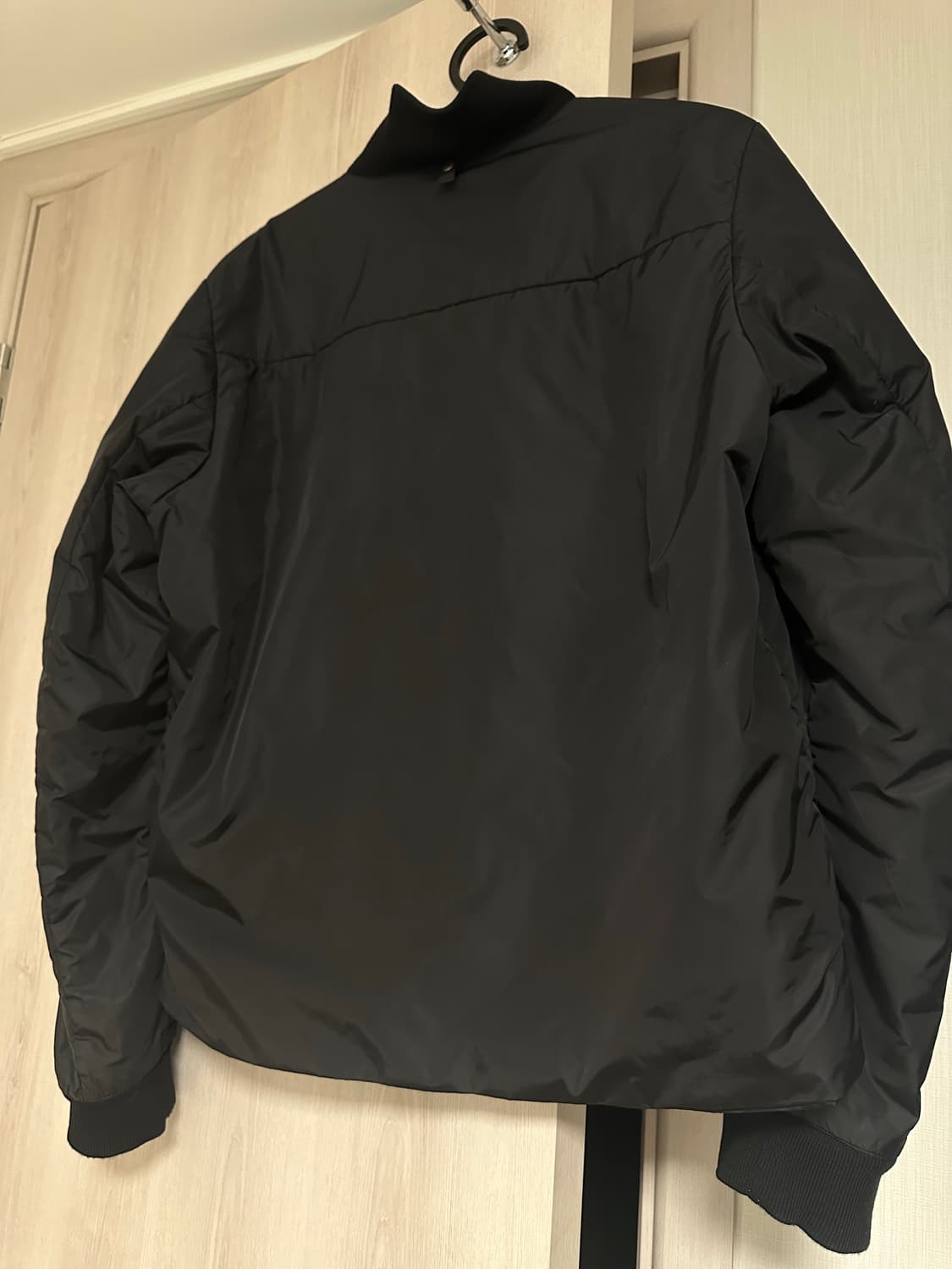 Prada highneck bomber 상품이미지2