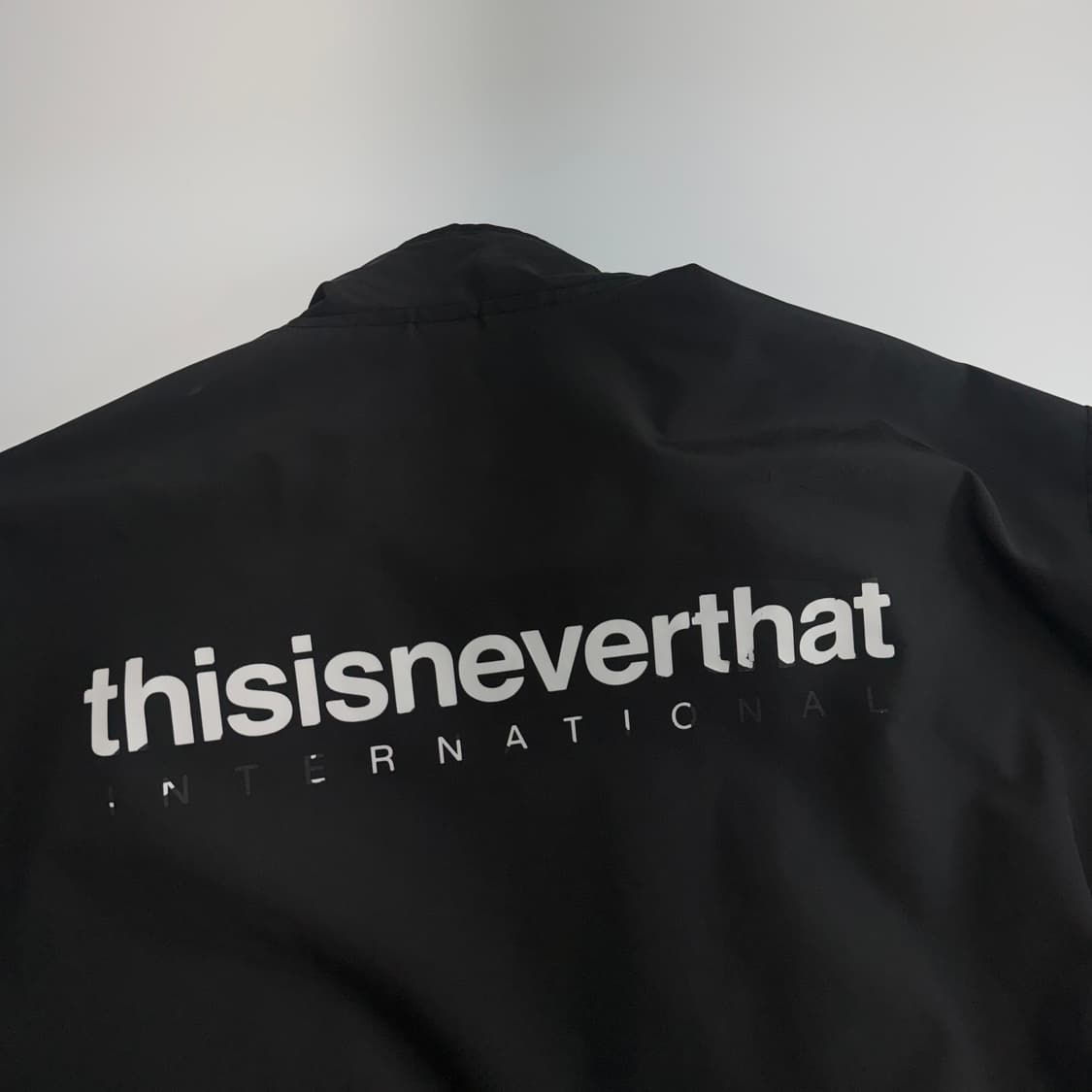 Thisisneverthat 디스이즈네버댓 블랙 바람막이 상품이미지7