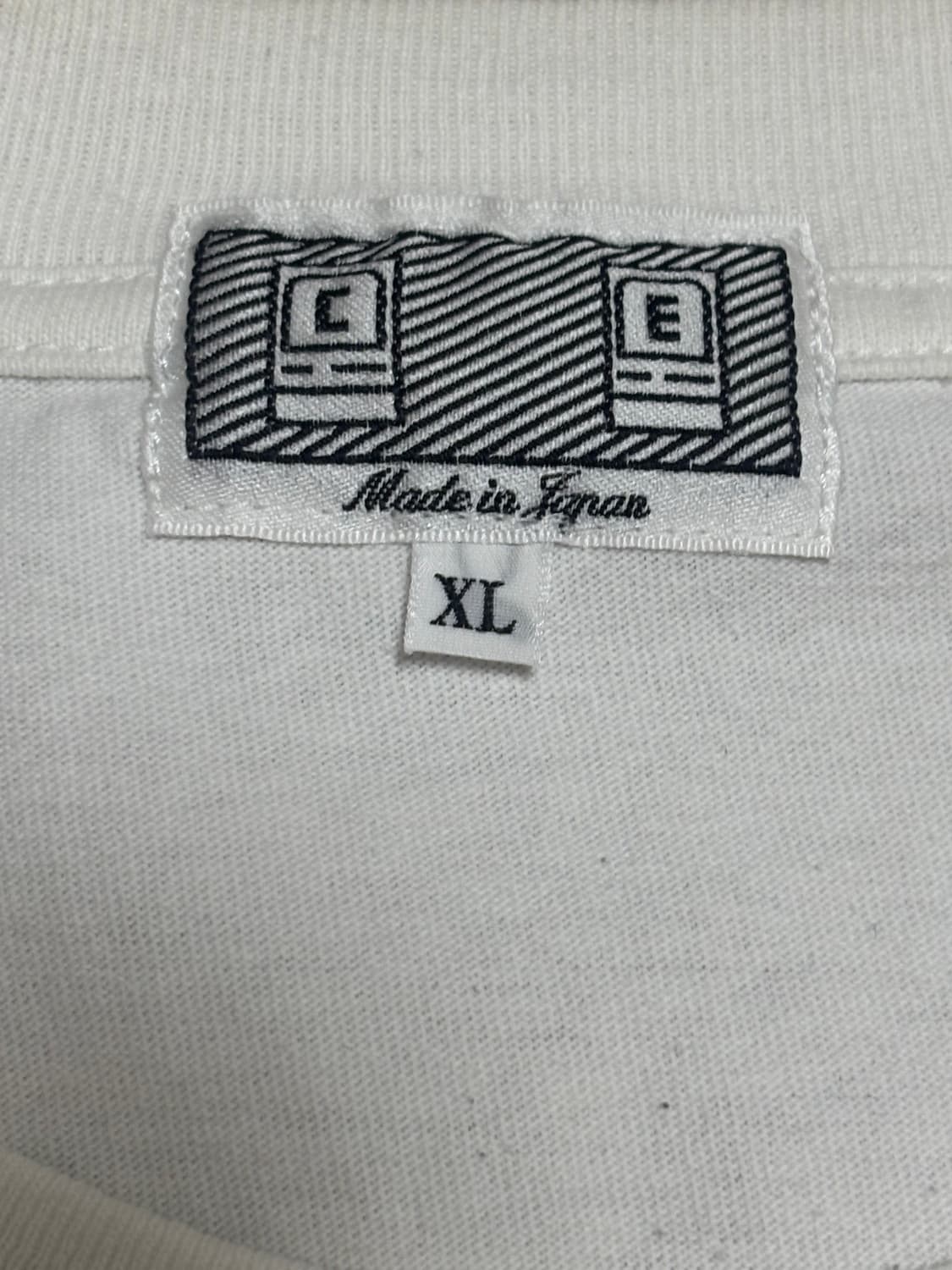 카브엠트 프린팅 화이트 반팔 티셔츠 XL 상품이미지4