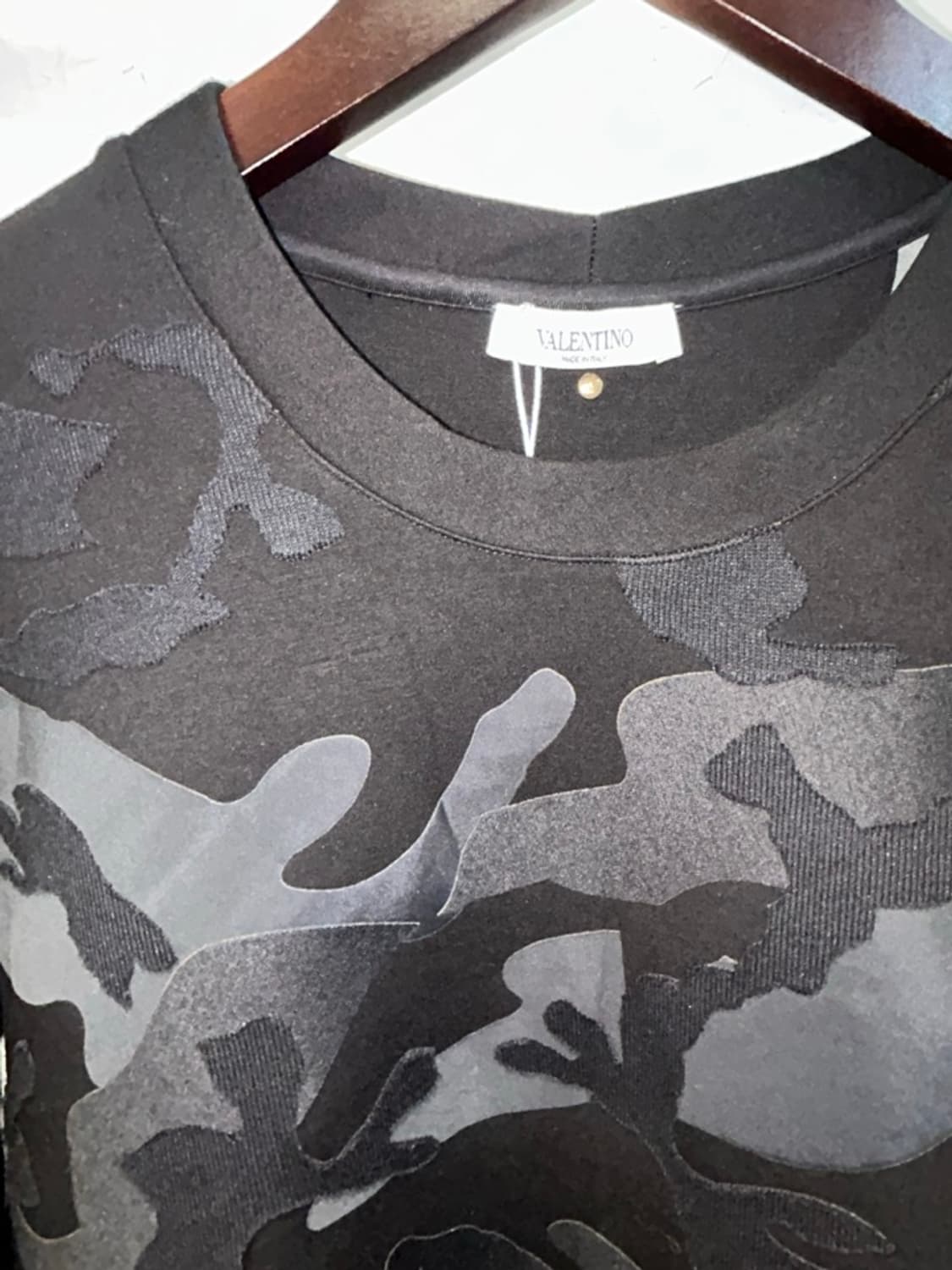 발렌티노 카모플라쥬 맨투맨 상품이미지3