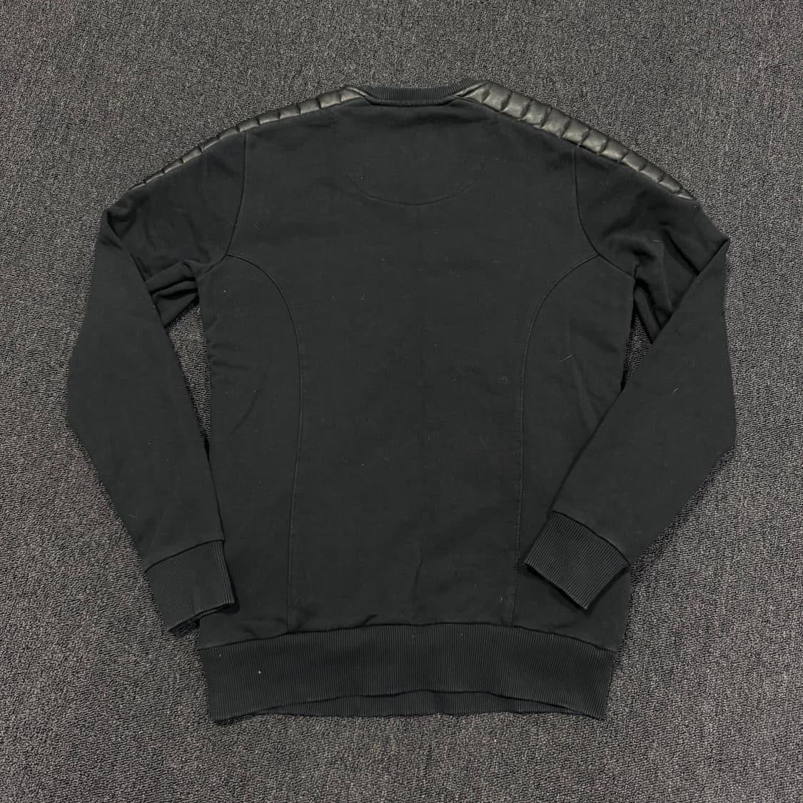 필립플레인 레더 스컬은장 디테일 맨투맨 상품이미지5