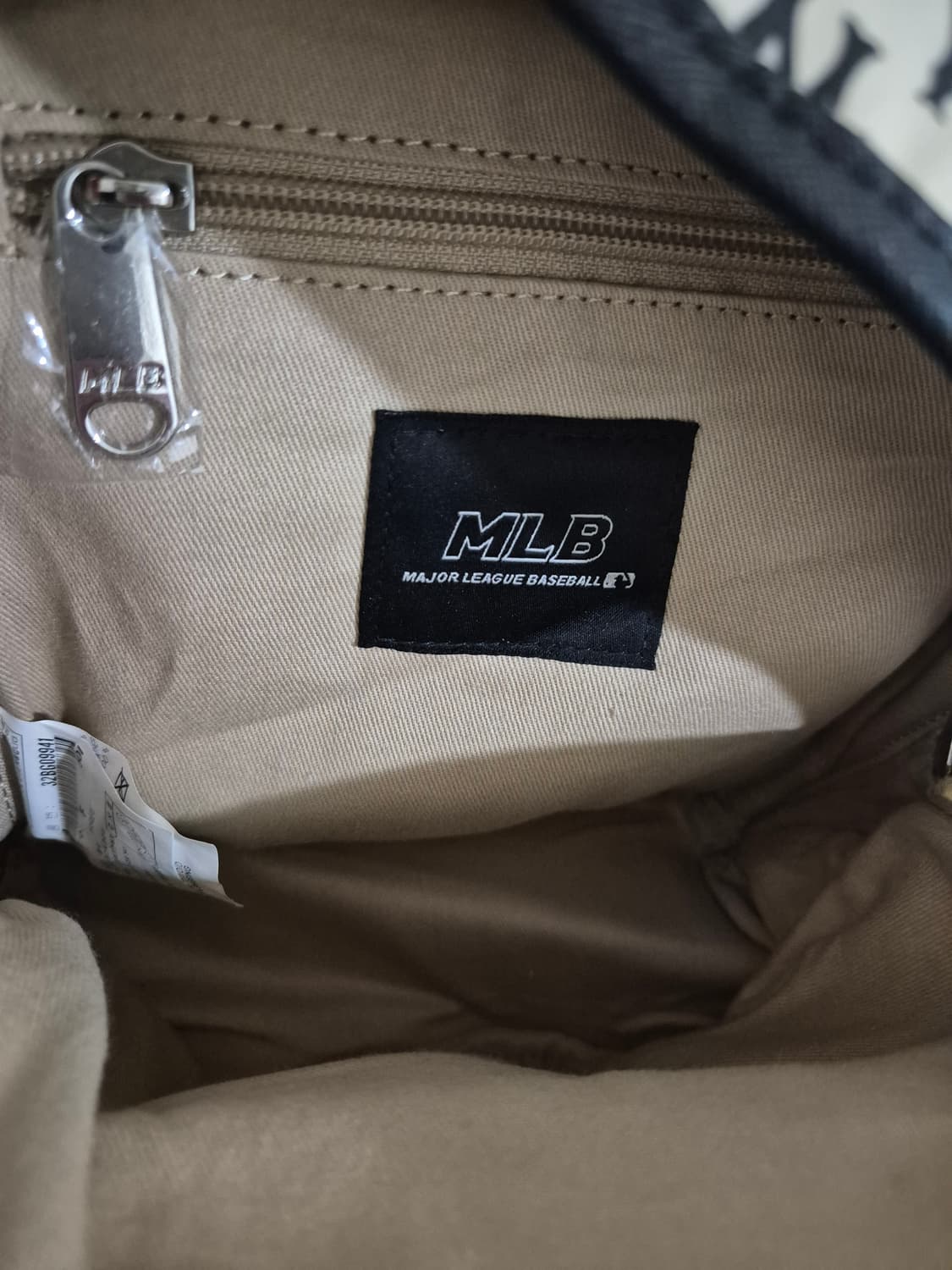 MLB 뉴욕양키스 미니 백팩 크로스백 가방 상품이미지4