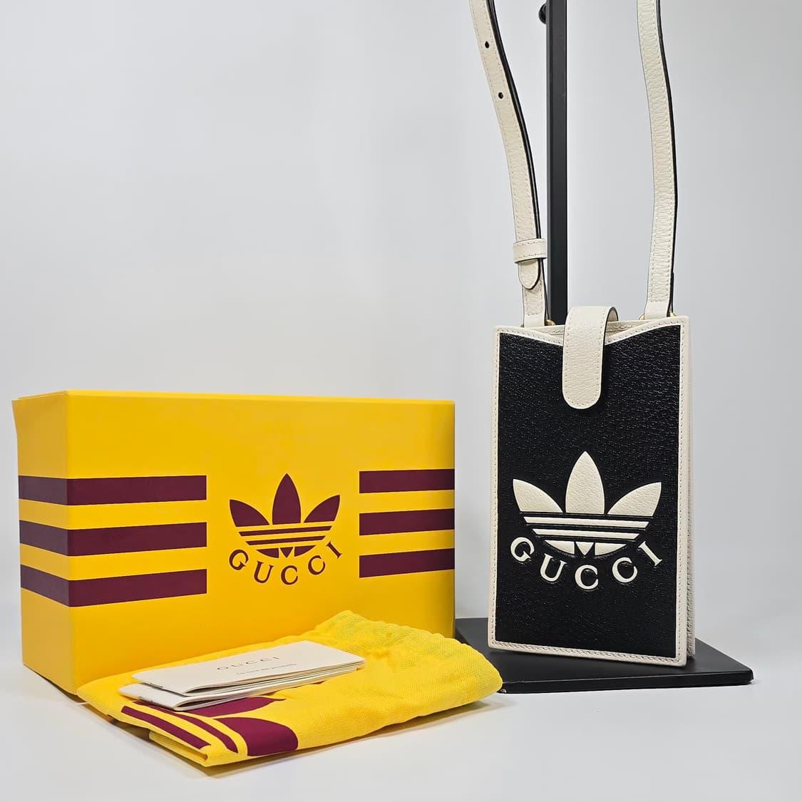 구찌 X 아디다스 폰 케이스 미니백 상품이미지1