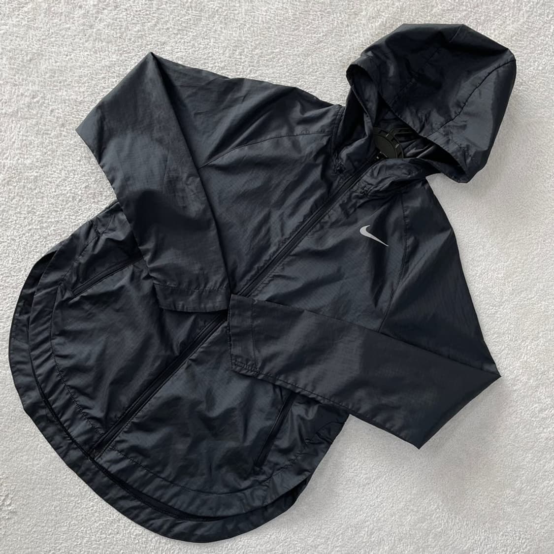 M 나이키 여성 러닝 바람막이 상품이미지3