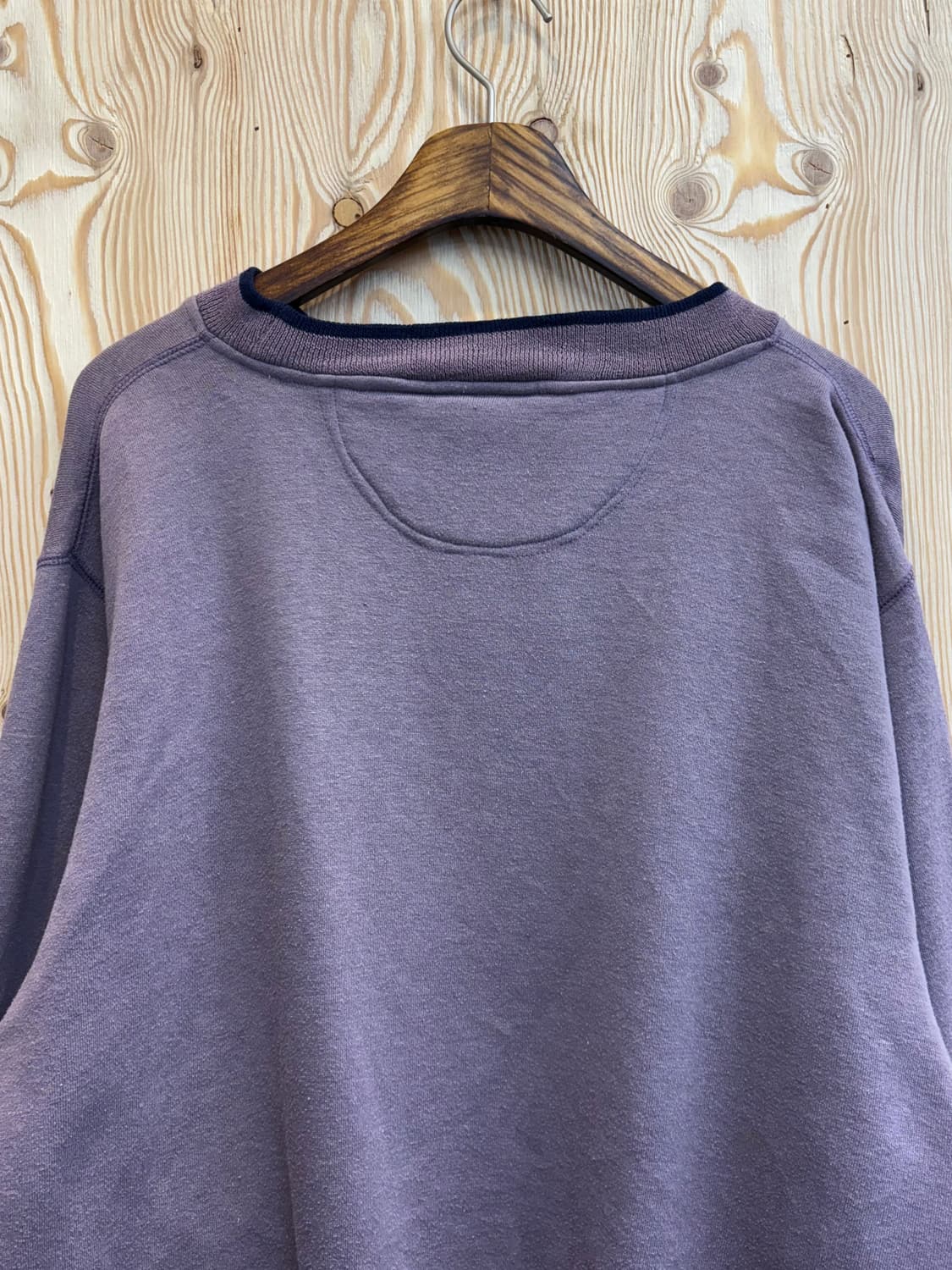 Mickey & Co 자수 그래픽 맨투맨 상품이미지4