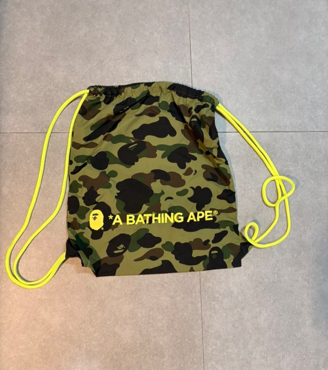 베이프 카모 짐색 스트링백 (도쿄 베이프 구매)⭕️ 상품이미지2