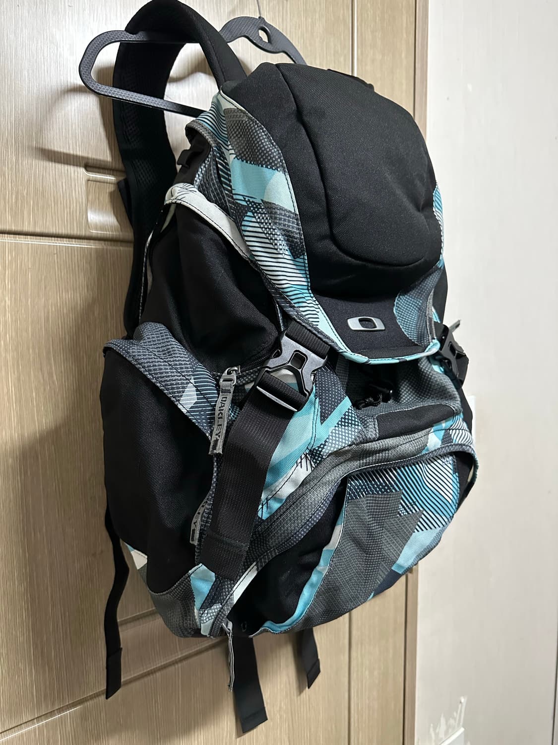 오클리 백팩 상품이미지3