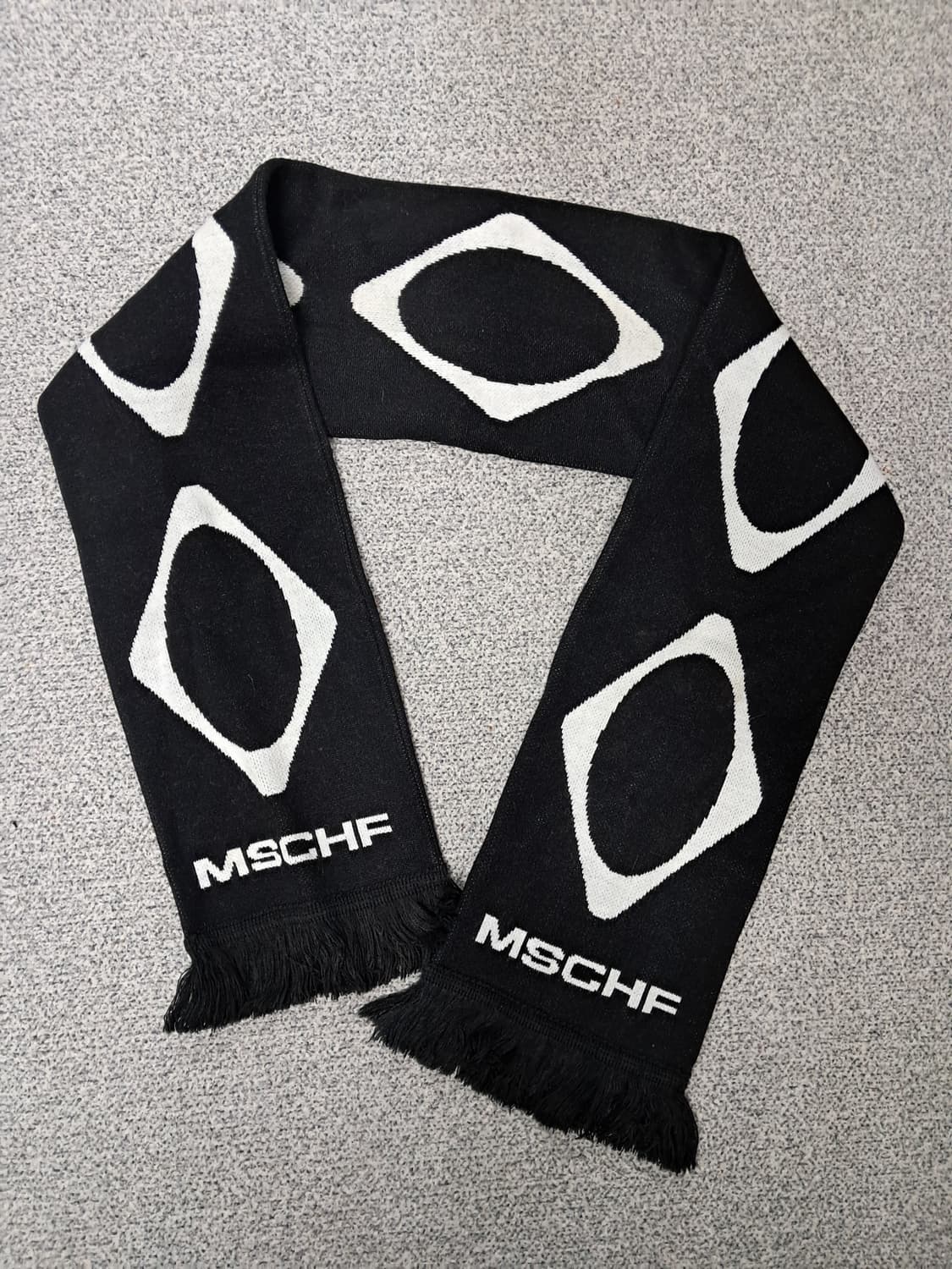 미스치프 목도리 상품이미지1