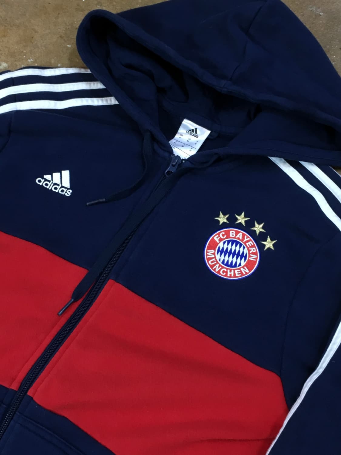 아디다스 뮌헨 후드집업 상품이미지3