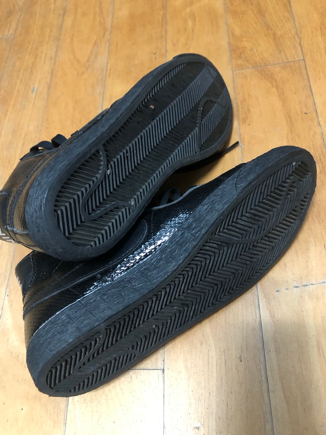 나이키 블레이저 미드 우먼스 레더 올블랙 230 상품이미지7