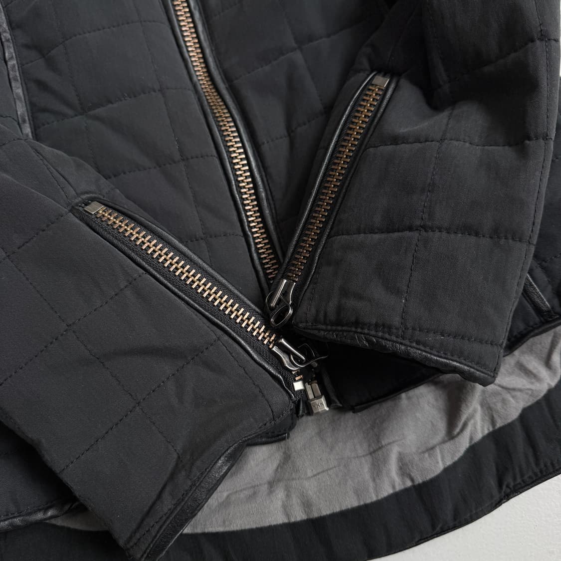 쟈딕앤볼테르 퀼팅 더플지퍼 퍼 자켓 상품이미지5