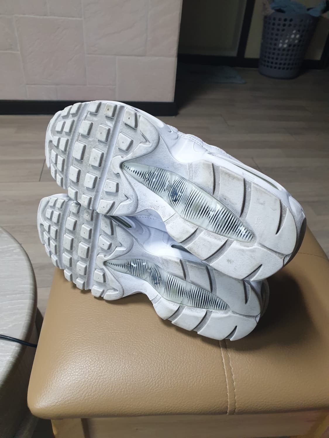 나이키 240 상품이미지5