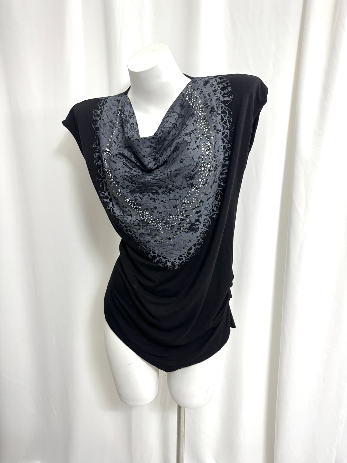 Scarf Print Asymmetrical Top 상품이미지4