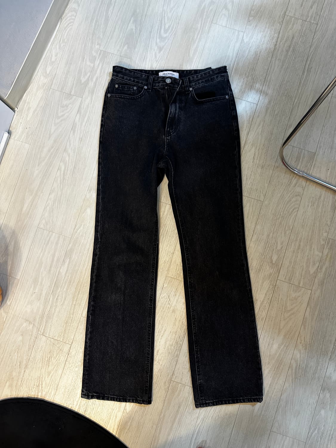 피스워커 세미부츠컷 블랙 데님 28 상품이미지1