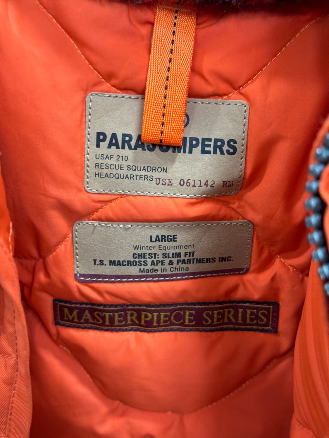 파라점퍼스 마스터피스 고비 패딩 L  상품이미지3