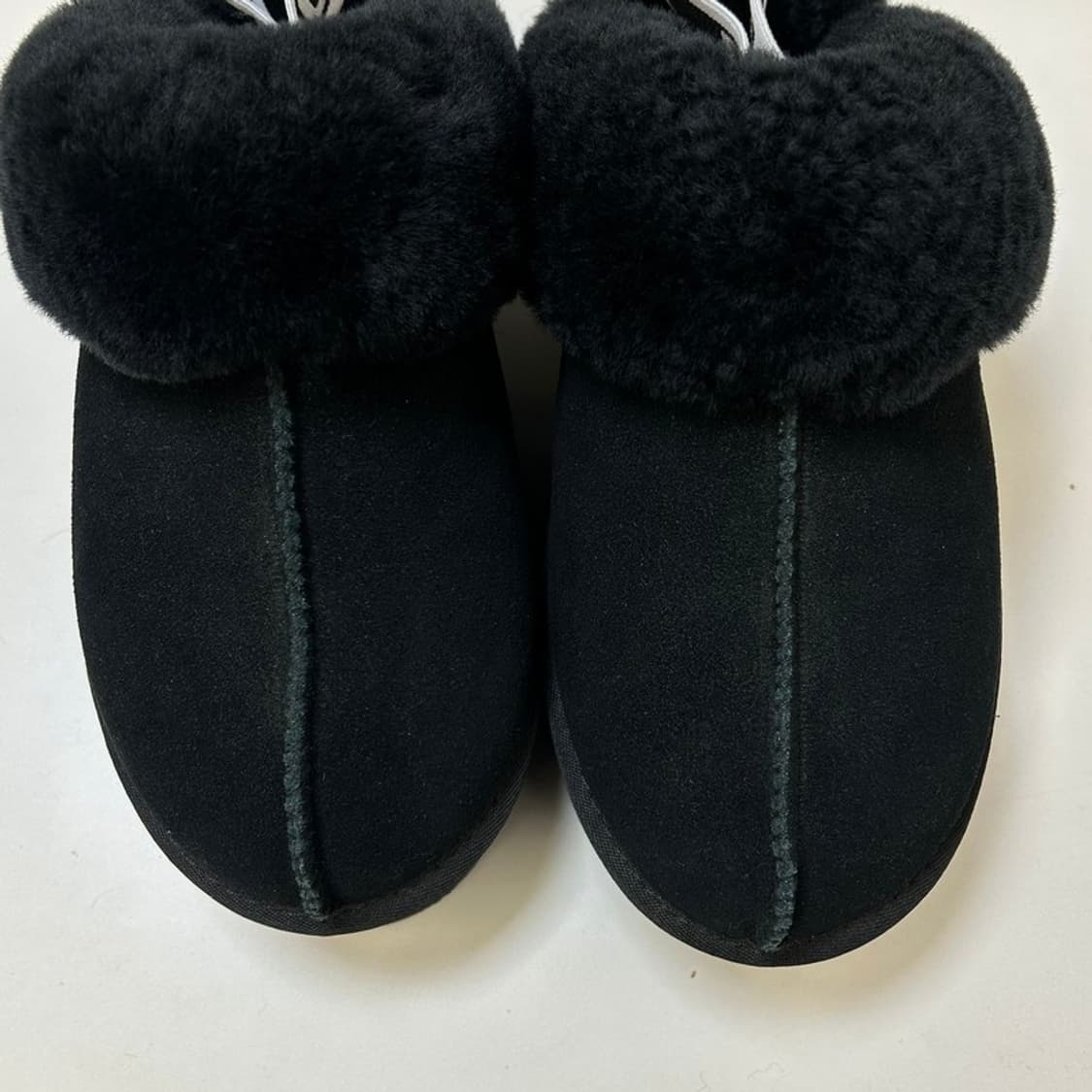 UGG 펀케트 플랫폼 슬리퍼 블랙 260 상품이미지4