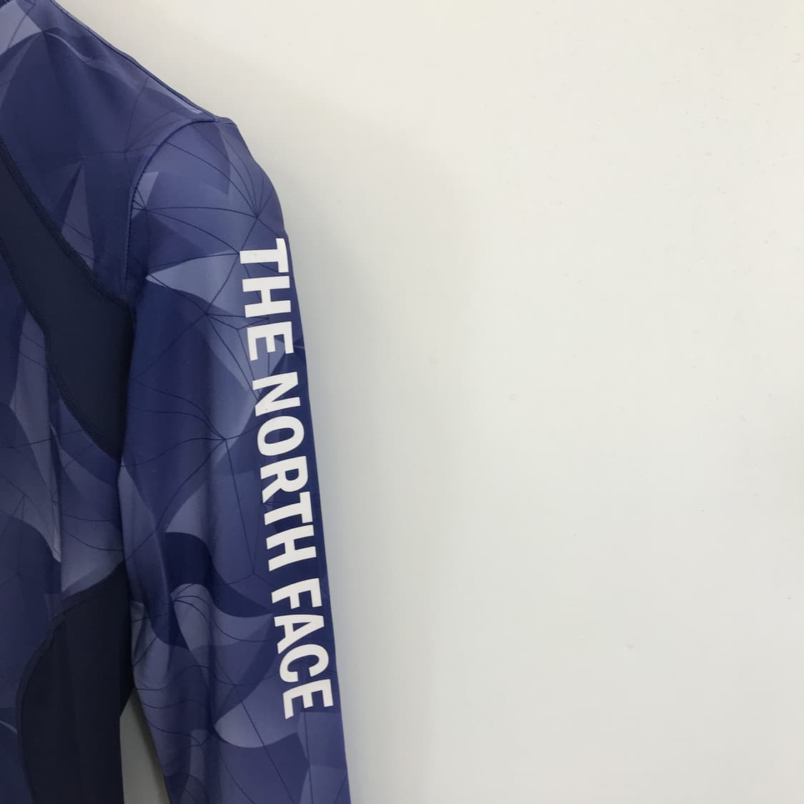 노스페이스 새상품 슈퍼래쉬가드 [여성M] 상품이미지2