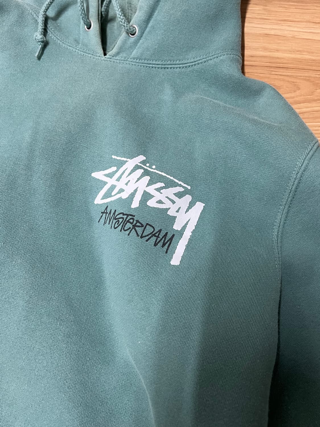 스투시 암스테르담 후드티 상품이미지2