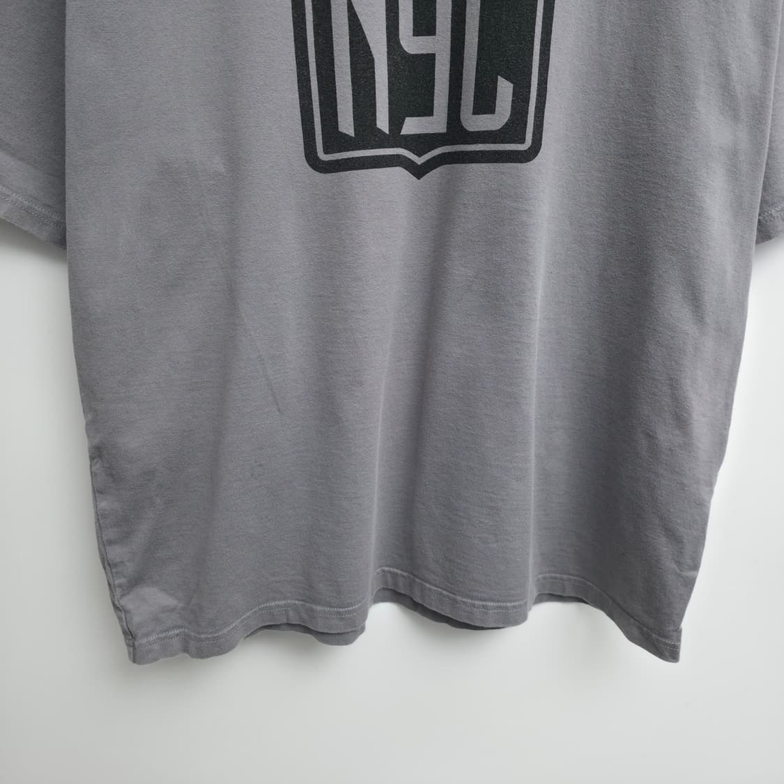 [L] 오니츠카타이거 그레이 티셔츠 상품이미지3