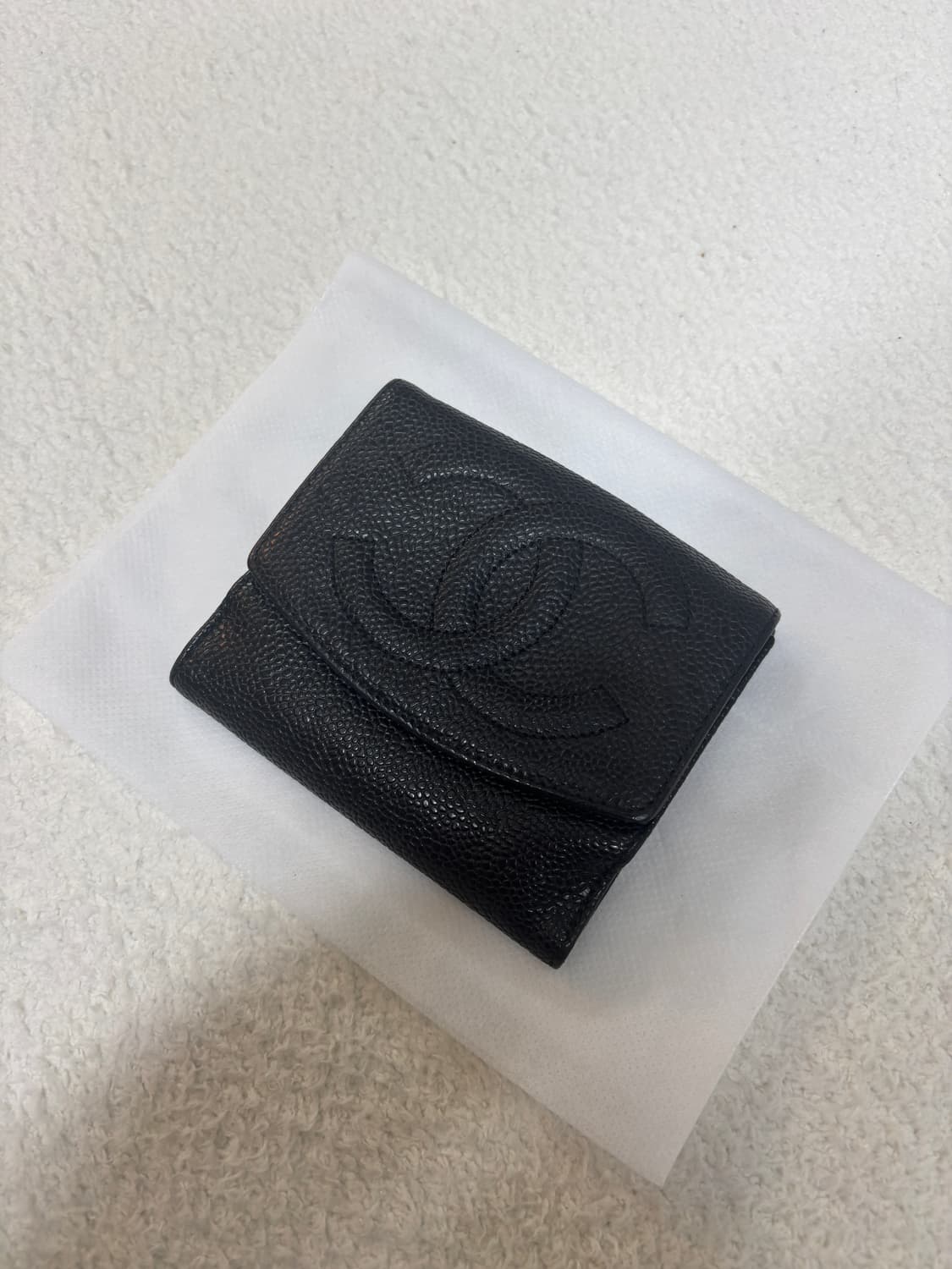 샤넬 캐비어 반지갑 상품이미지2