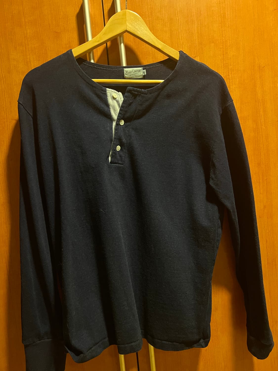 메리 컴퍼니 인디고 헨리넥 티셔츠 상품이미지1