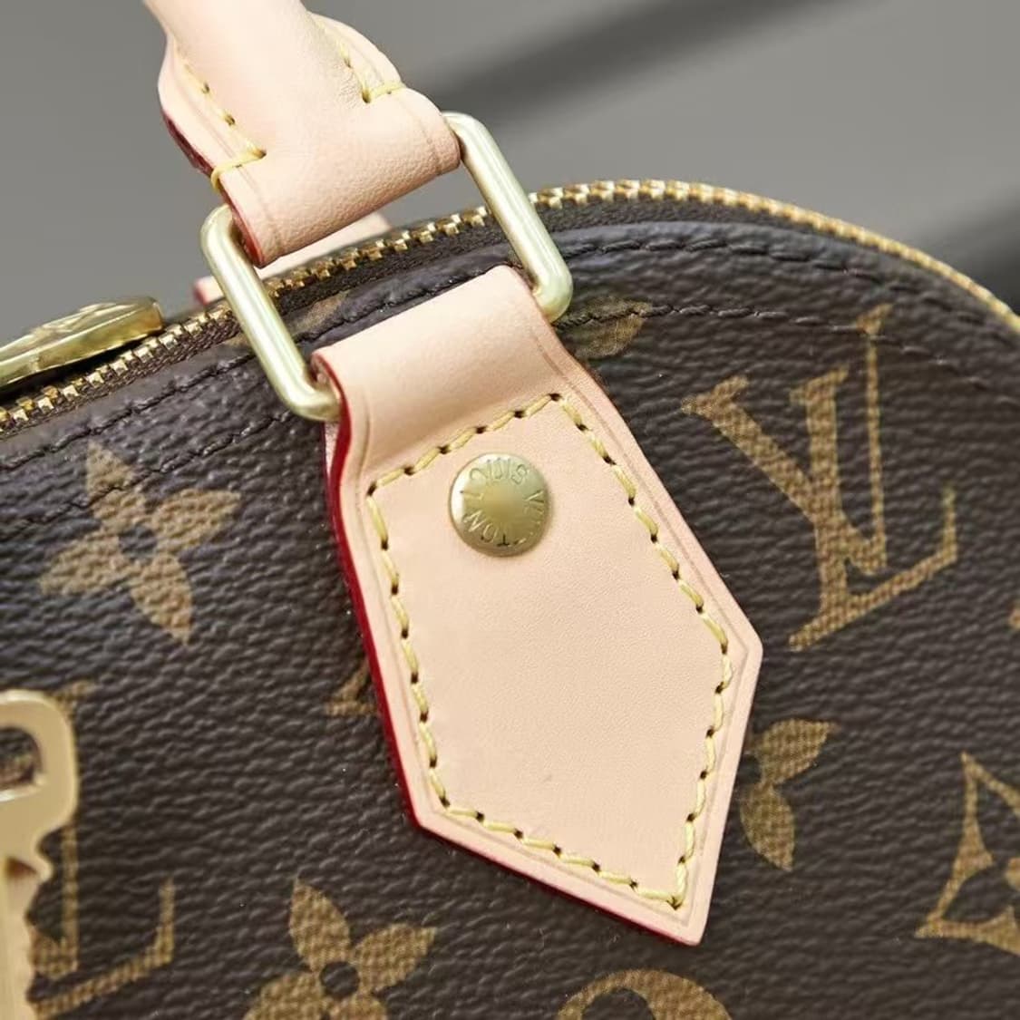 루이비통 알마 BB 모노그램 상품이미지5