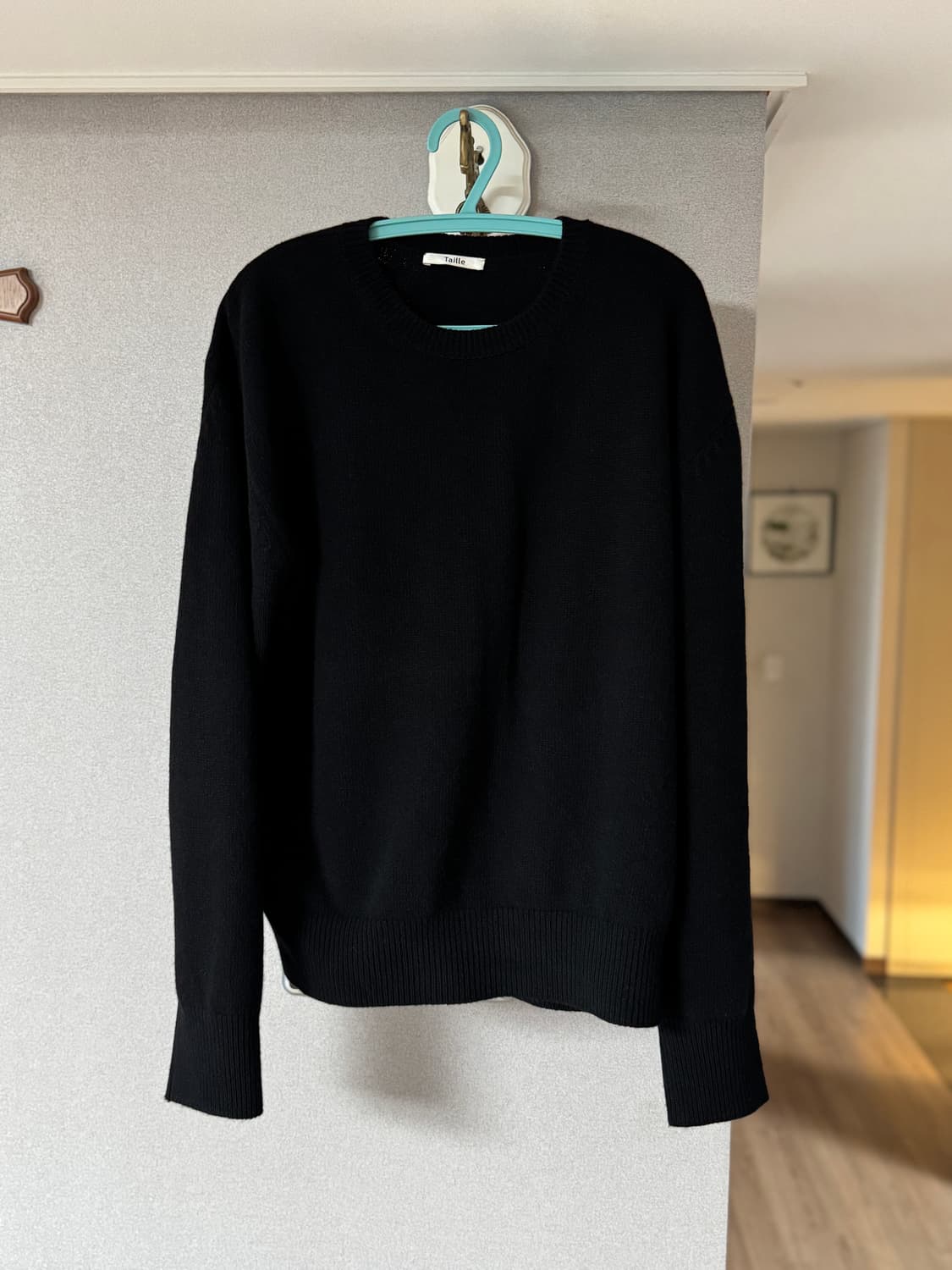 타일레 캐시미어 라운넥 니트 2사이즈 블랙,바이올렛 판매 상품이미지6