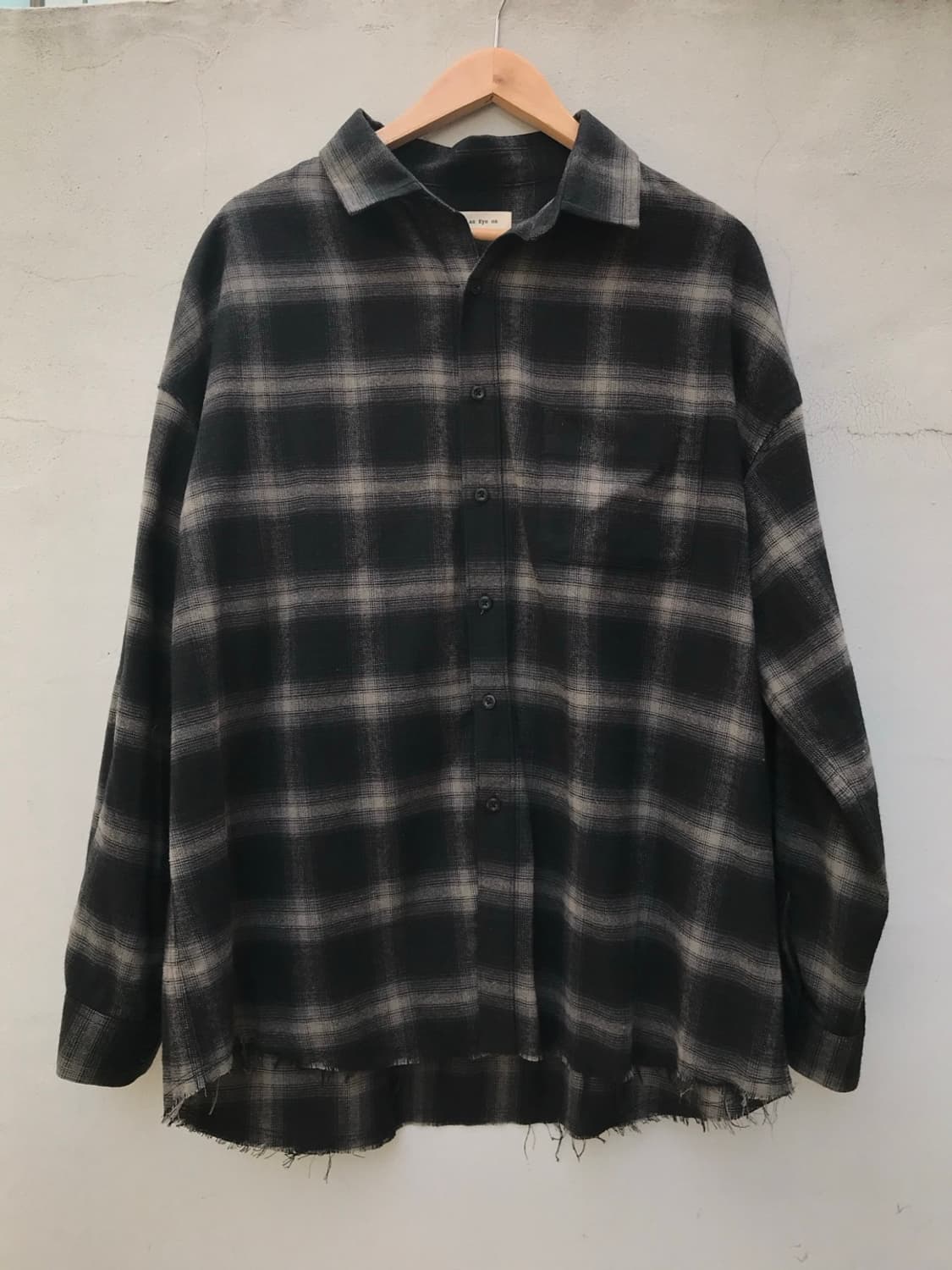 KAEO  cutting ombre shirt(아이들 소연착용) 상품이미지1