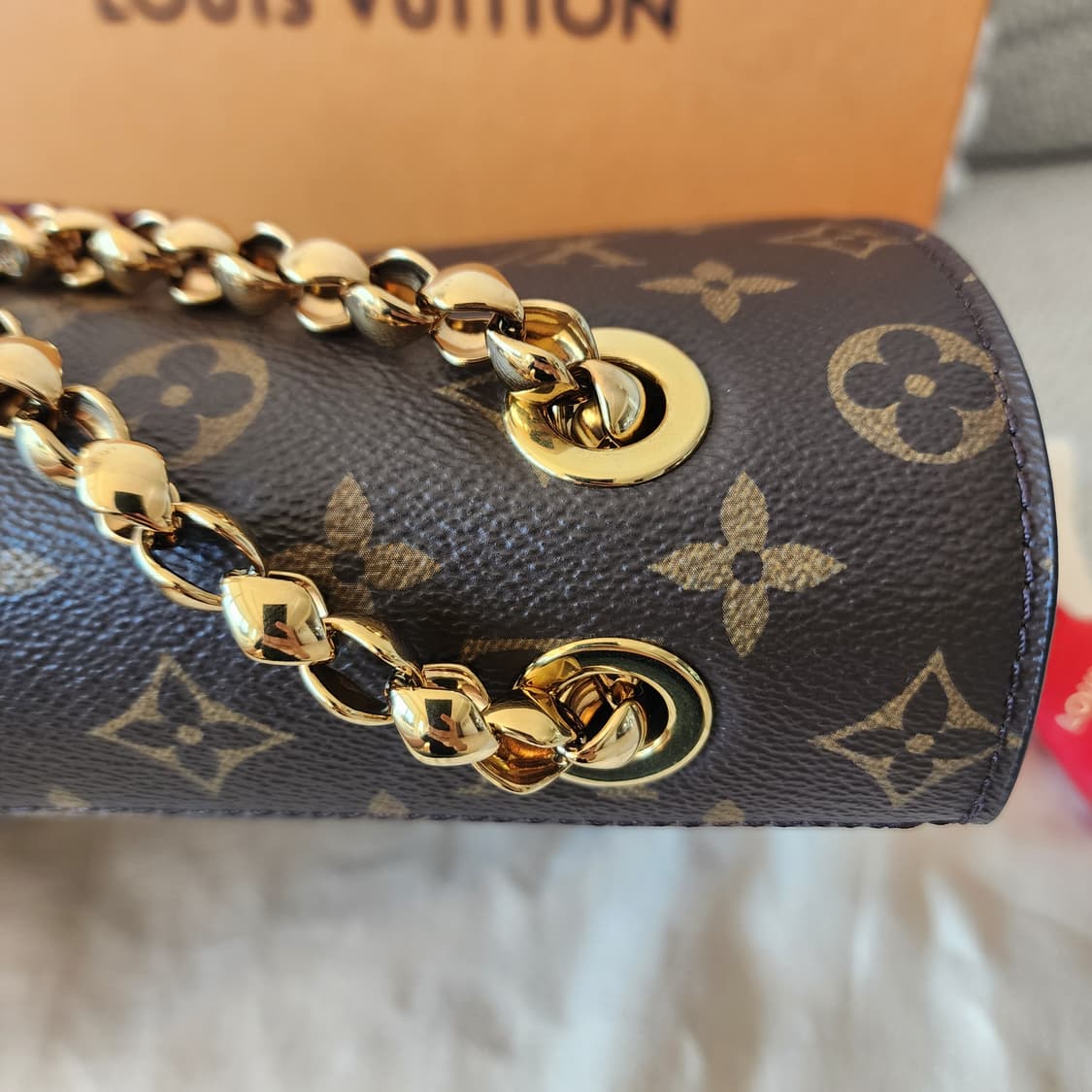 초민트급 루이비통 모노그램 빅투아 체인 숄더백 M41732 상품이미지7