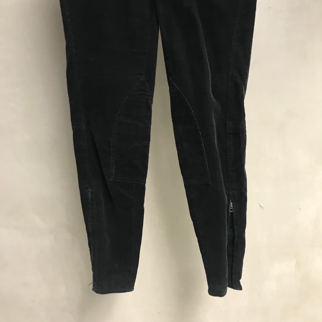 폴로 랄프로렌 코듀로이 팬츠 블랙 4(W) 상품이미지3