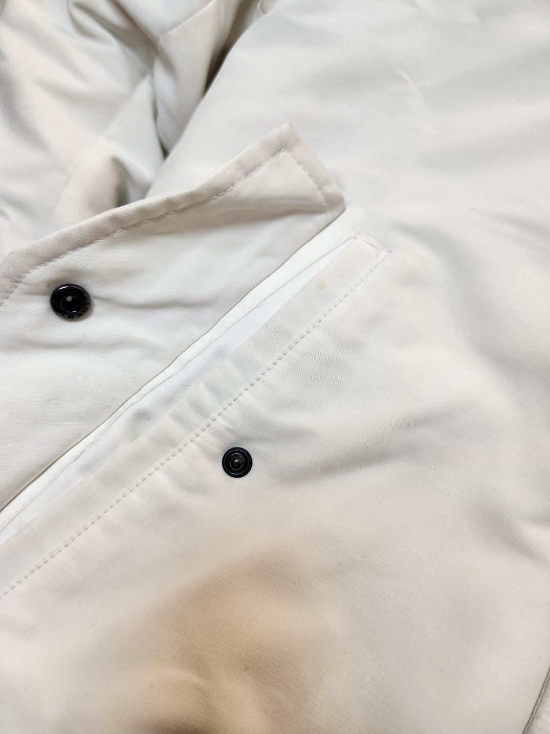 아이더 스투키 화이트 패딩 S 상품이미지5