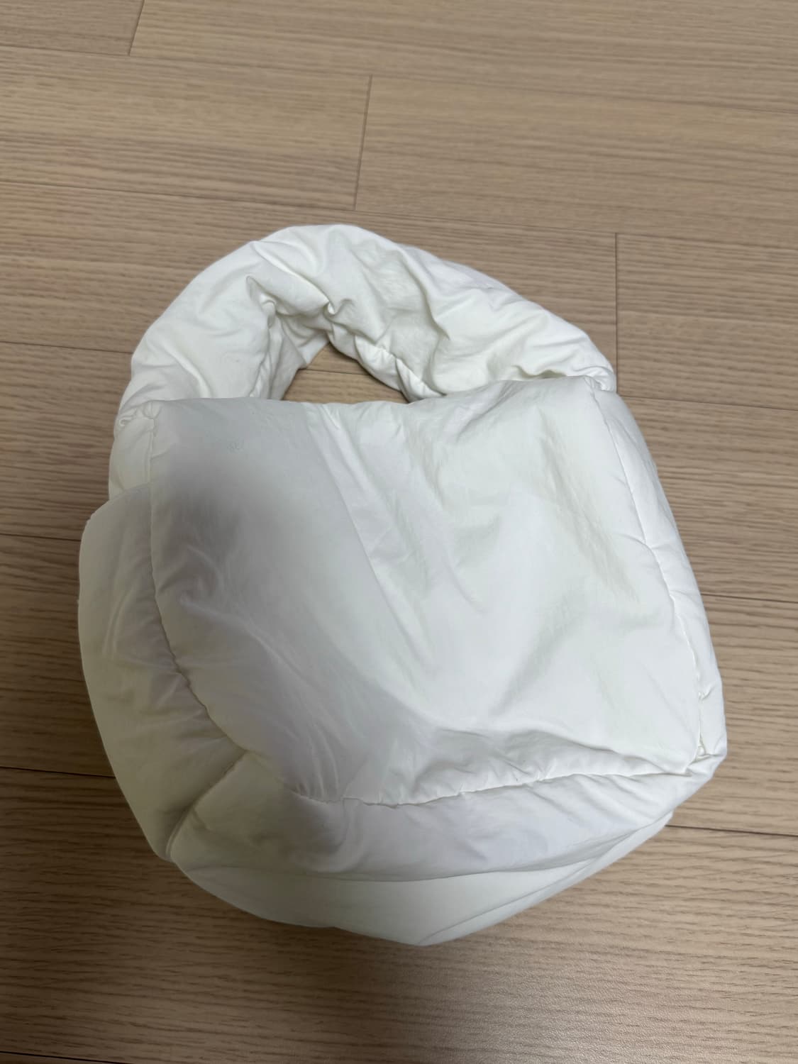 레이스 패딩 미니백 새상품 상품이미지2