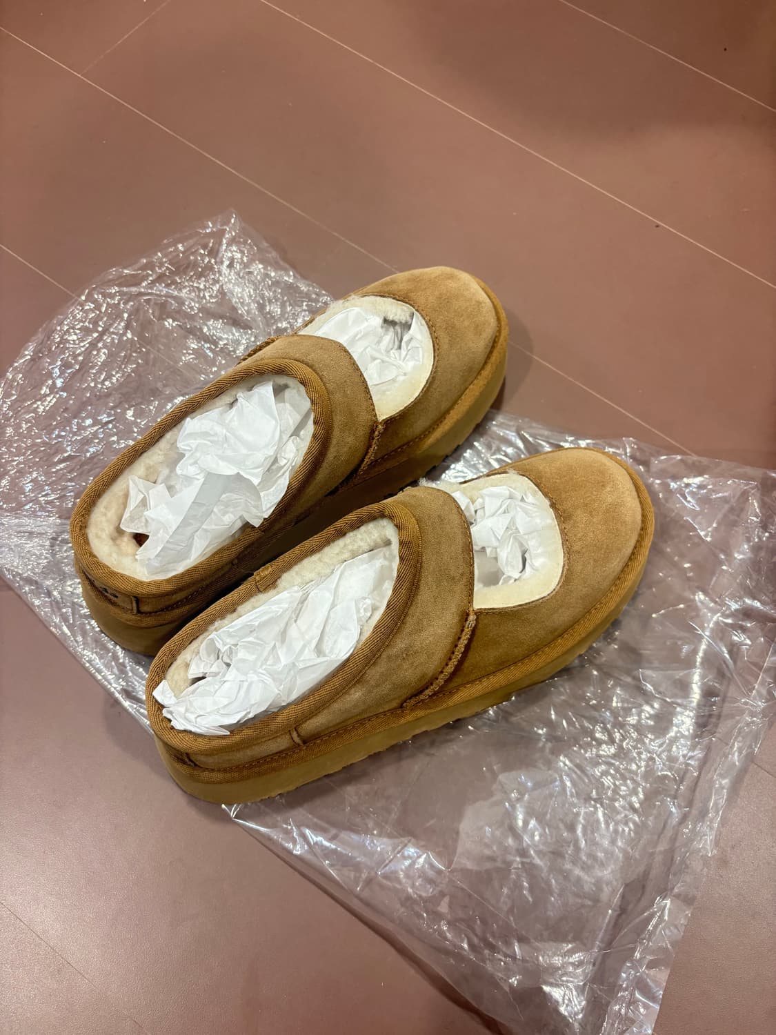 어그 메리제인 39 세탁완료 상품이미지1