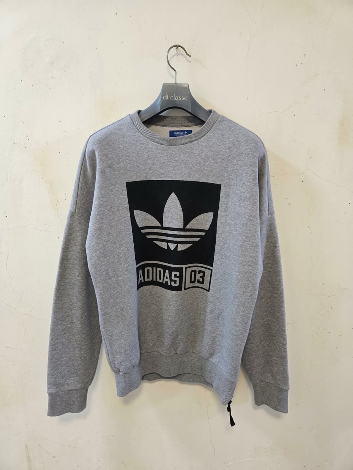 아디다스 그레이 맨투맨 085 상품이미지1