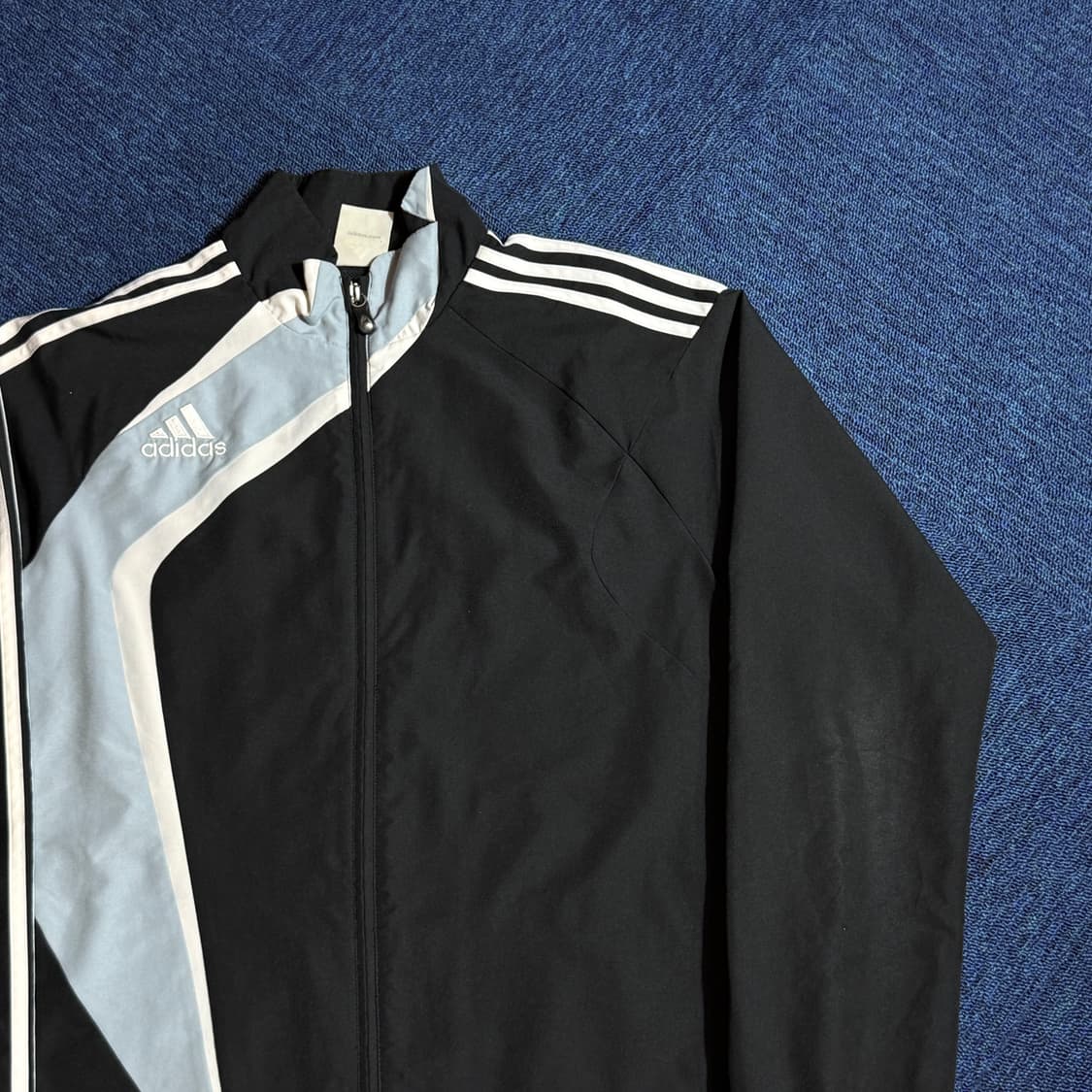아디다스 올드스쿨 바람막이 상품이미지2