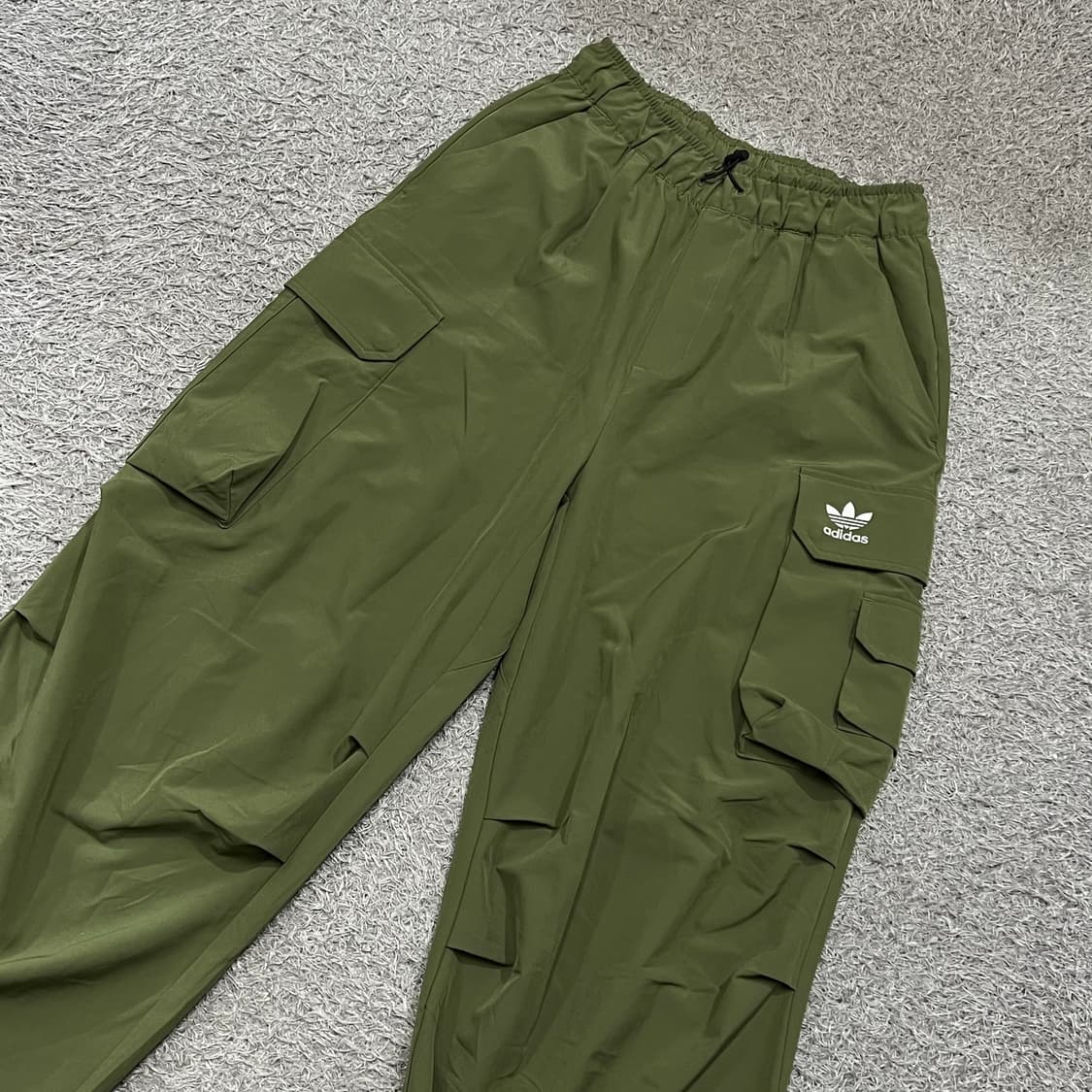 [95] 아디다스 카고 조거팬츠 상품이미지1