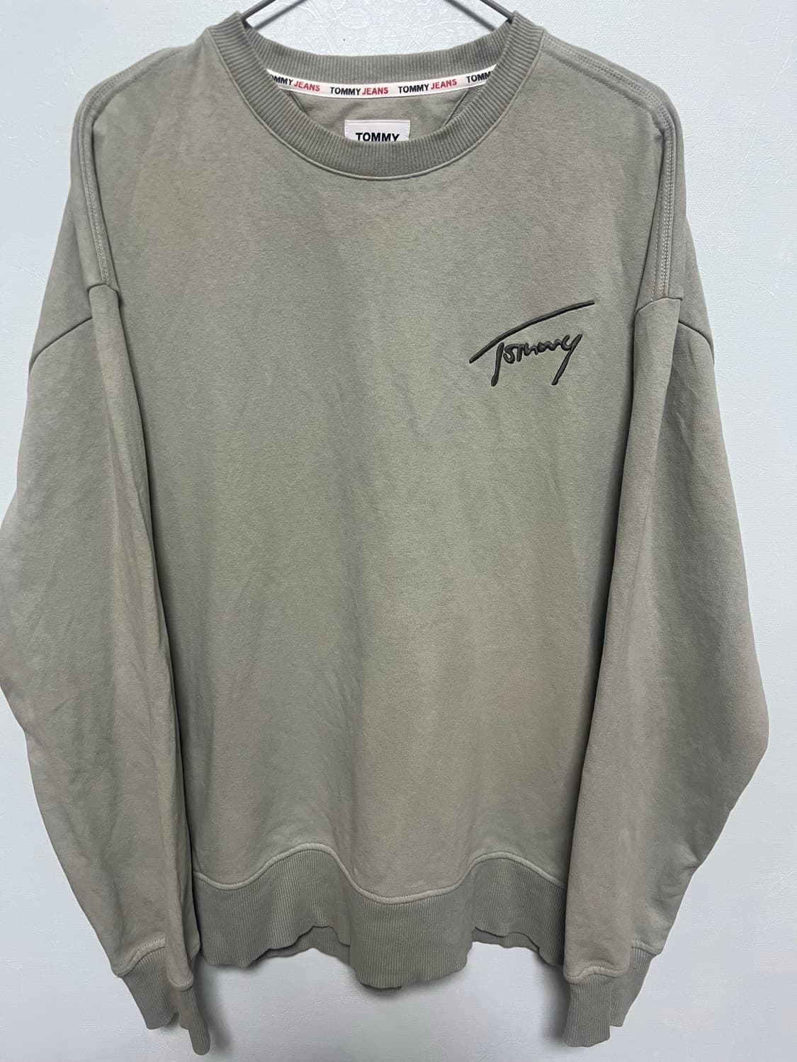 타미 진스(tommy jeans) 맨투맨 상품이미지1