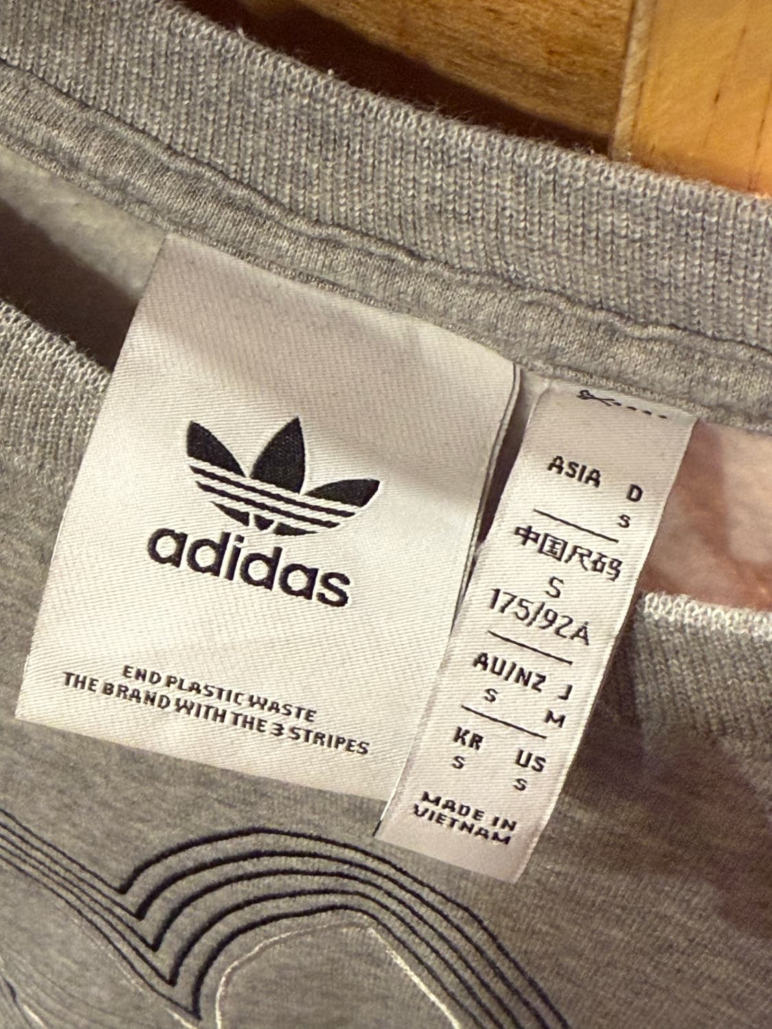 아디다스 그레이 맨투맨 상품이미지2