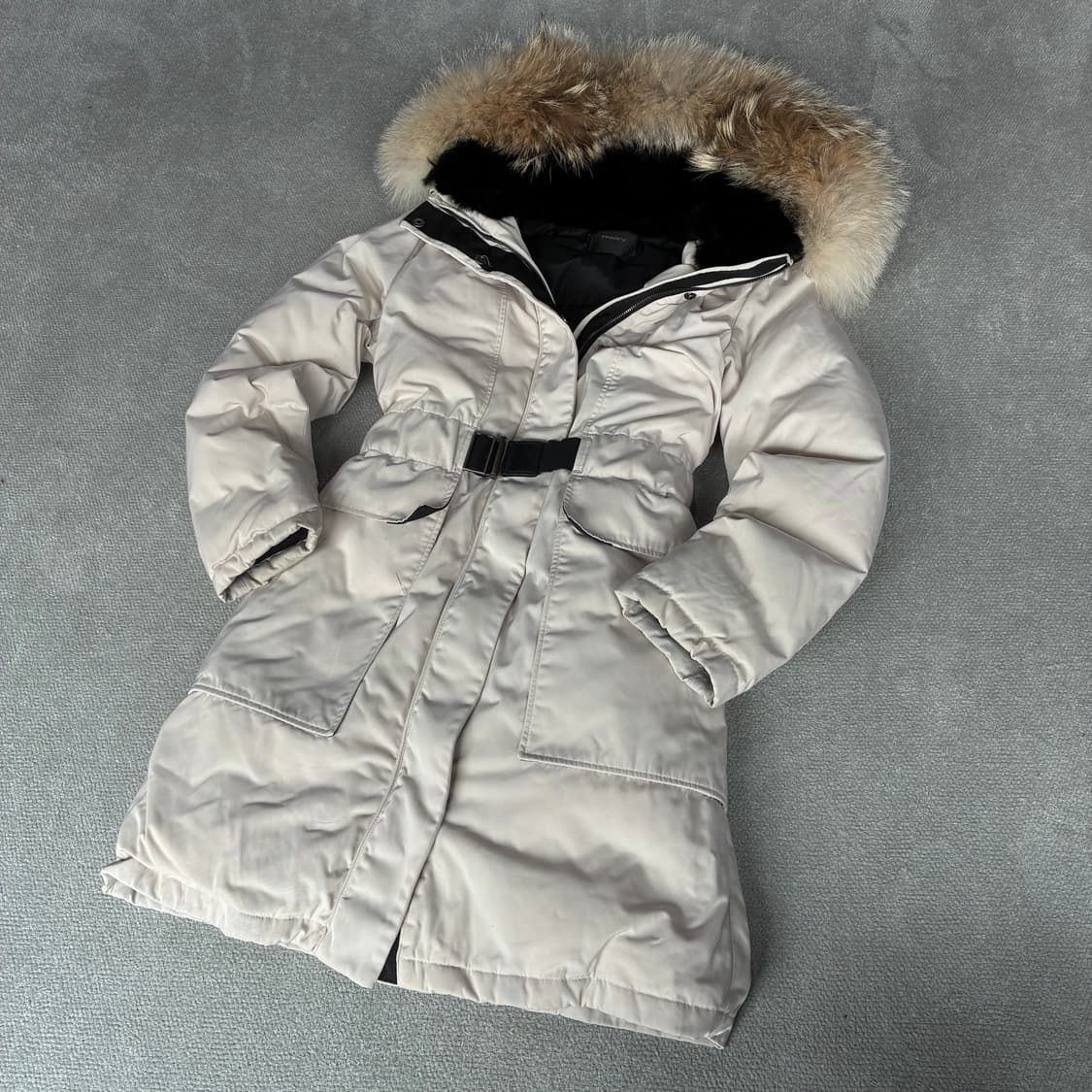 띠어리 여성패딩 아이보리 퍼 후드s 상품이미지1