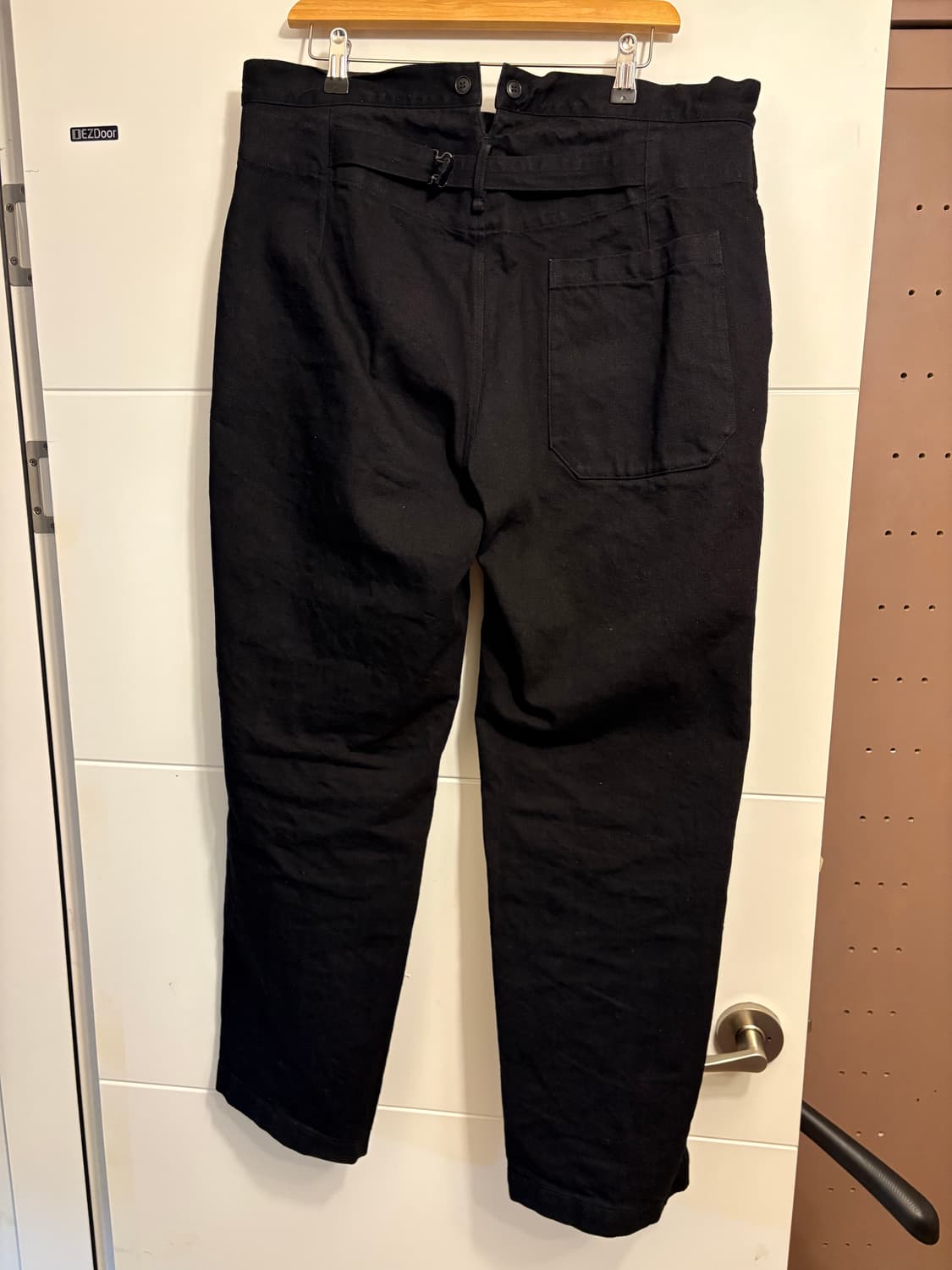 코모리 오버팬츠 블랙 상품이미지4