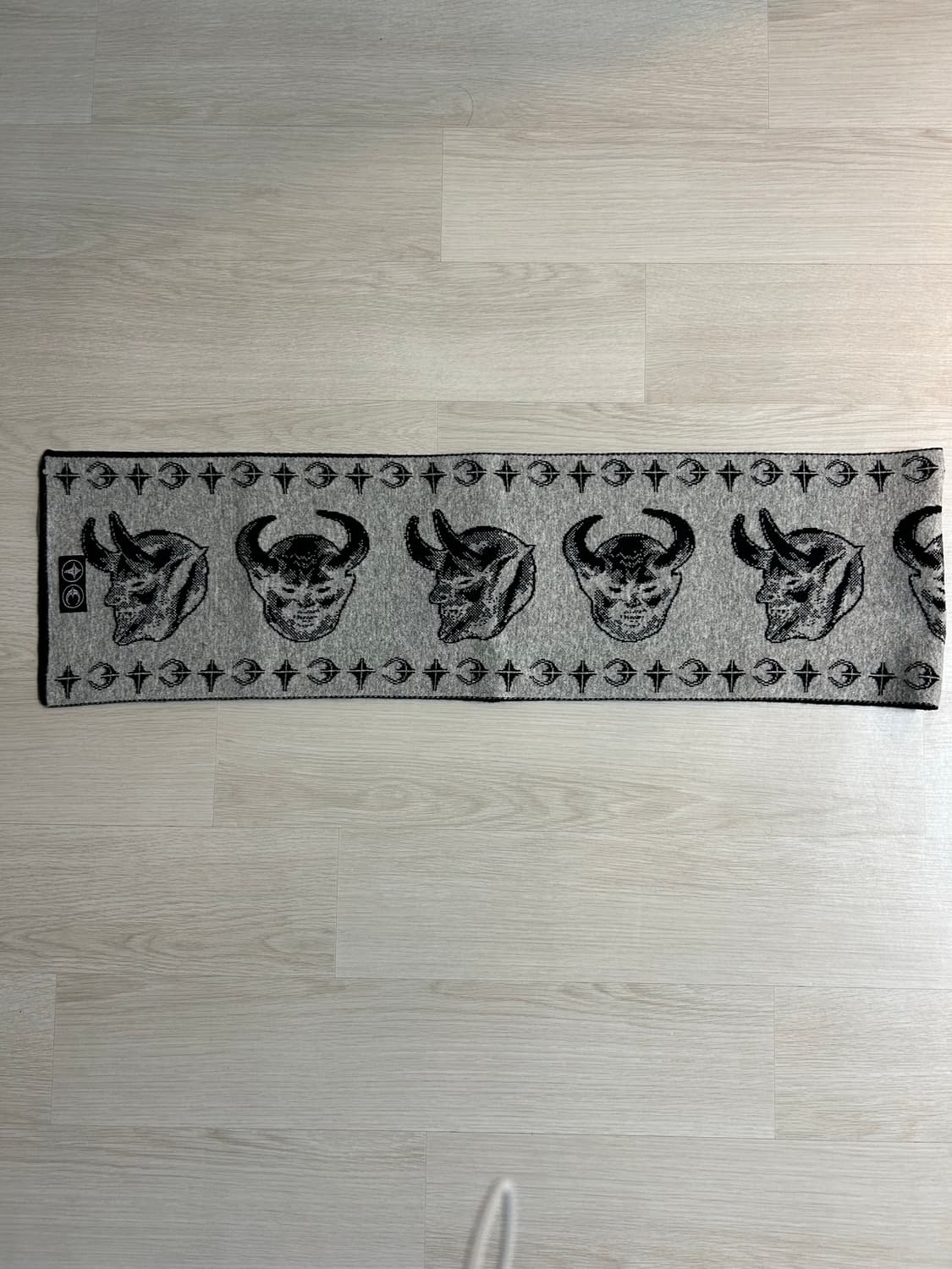 Thug club Satan Muffler 상품이미지2