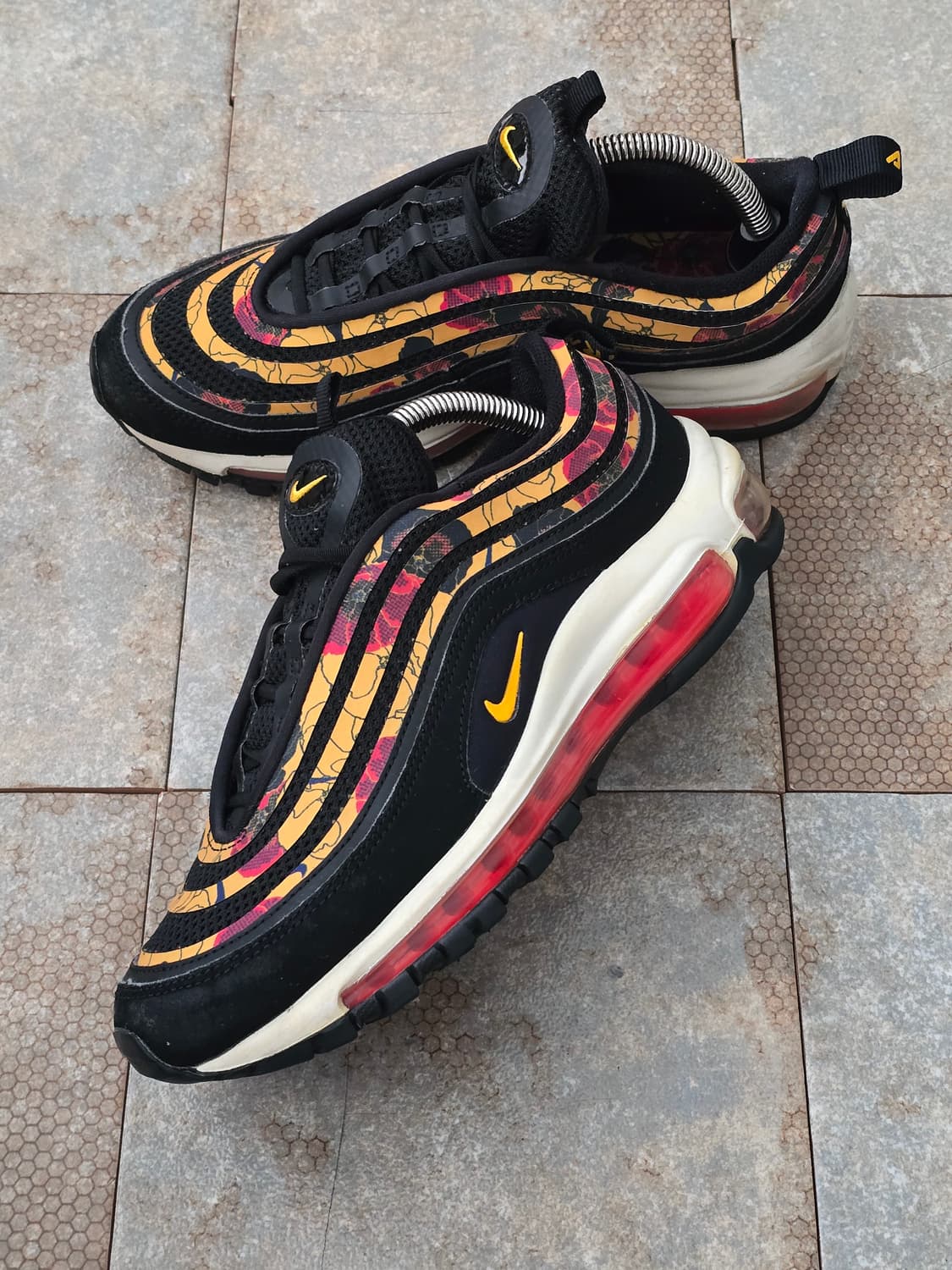 (240)나이키 에어맥스 97 se 플로럴 상품이미지3